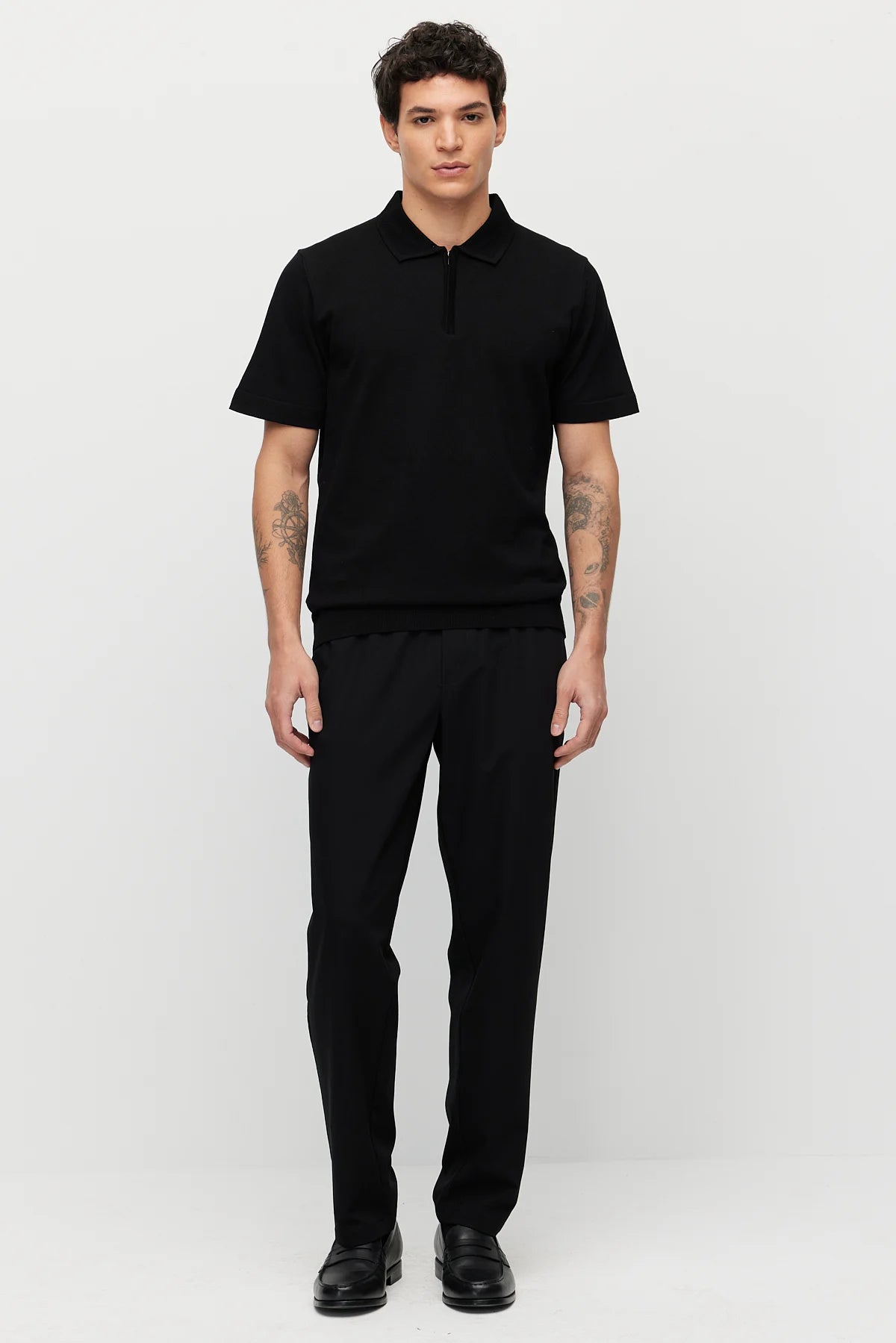 Men's Knitted T-shirt with Concealed Zip Collar