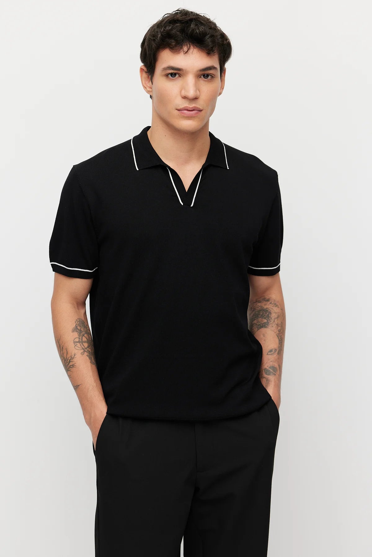 Men's Striped Detail Knitted T-shirt