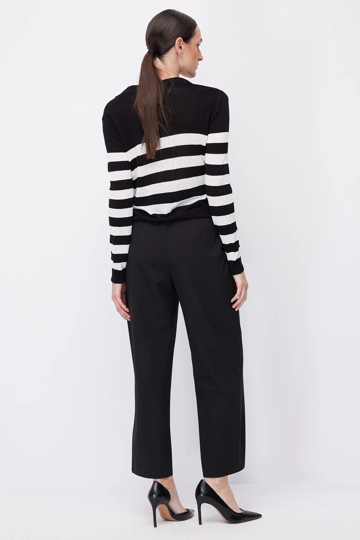Women's High-Waisted Fabric Trousers with Front Pleat Detail