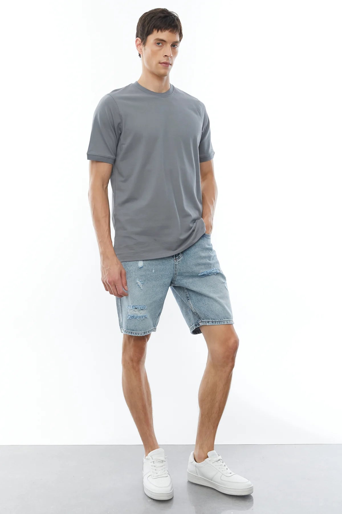 Bisiklet Yaka Basic T-shirt