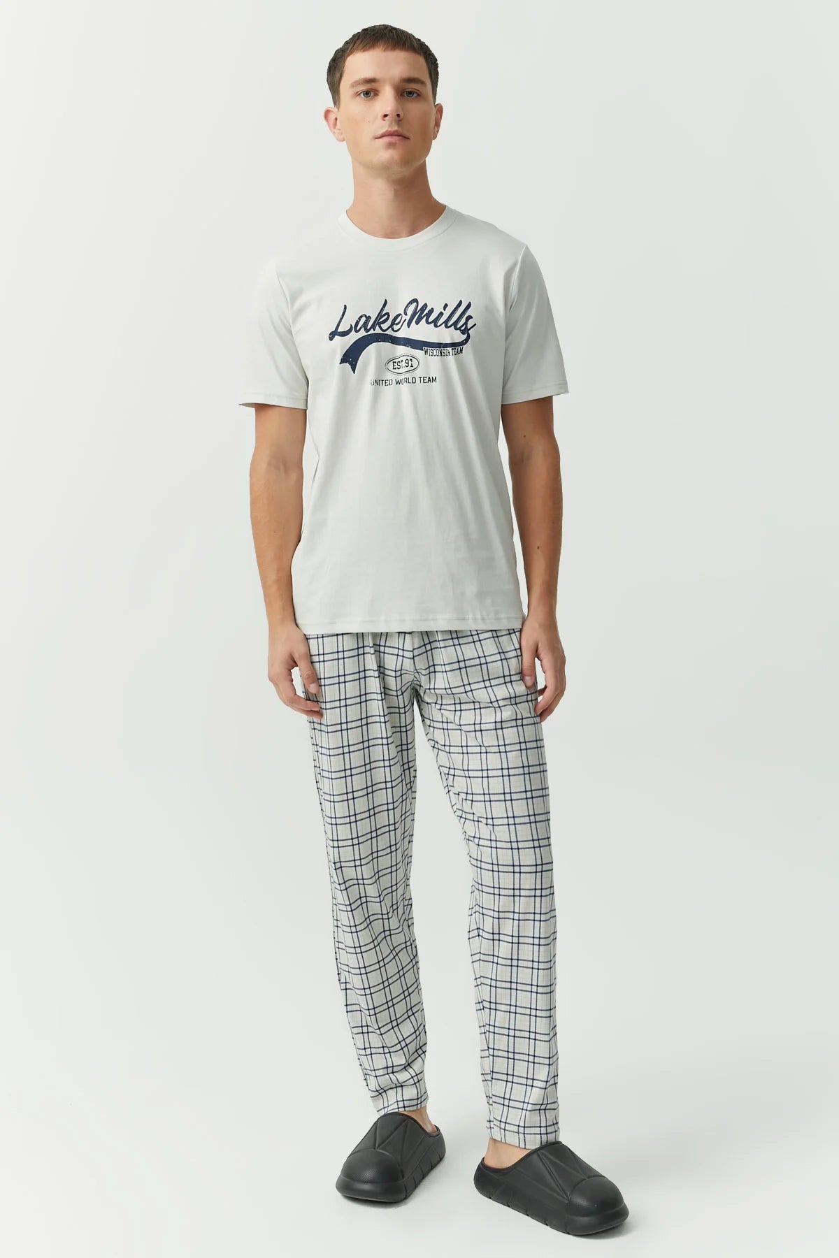 Desenli Pijama Takımı
