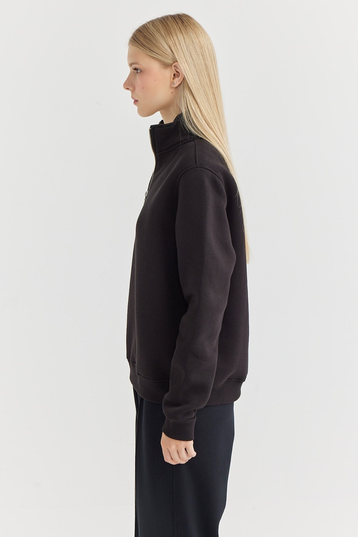 Women's Zippered Sweat Top
