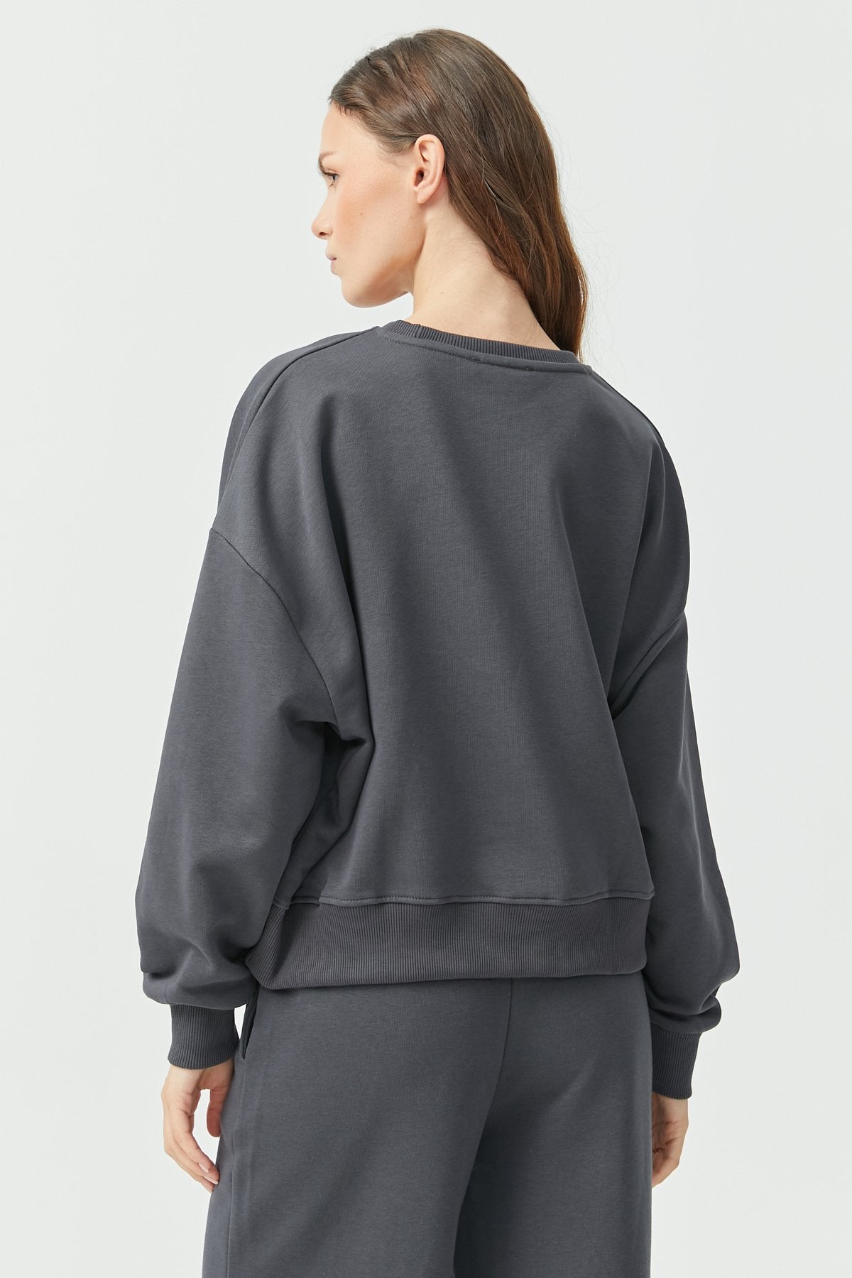 Women's Crew Neck Sweat Top