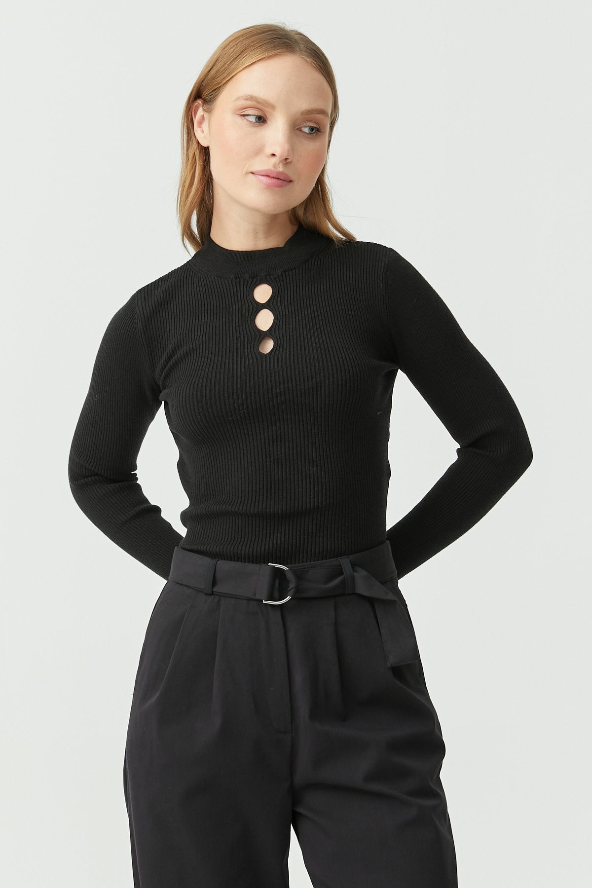 Women's Detailed Half Turtleneck Knitwear