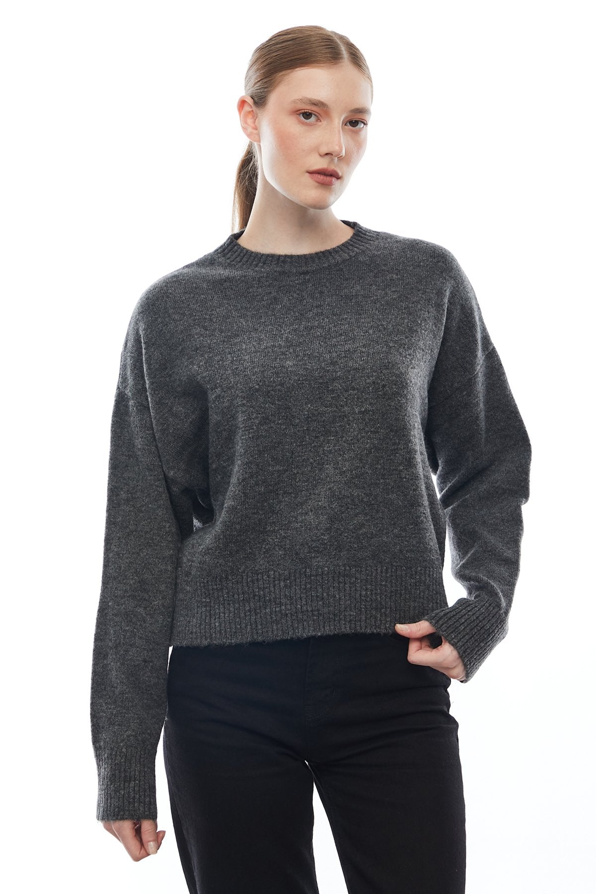 Women's Crew Neck Knitwear Sweater