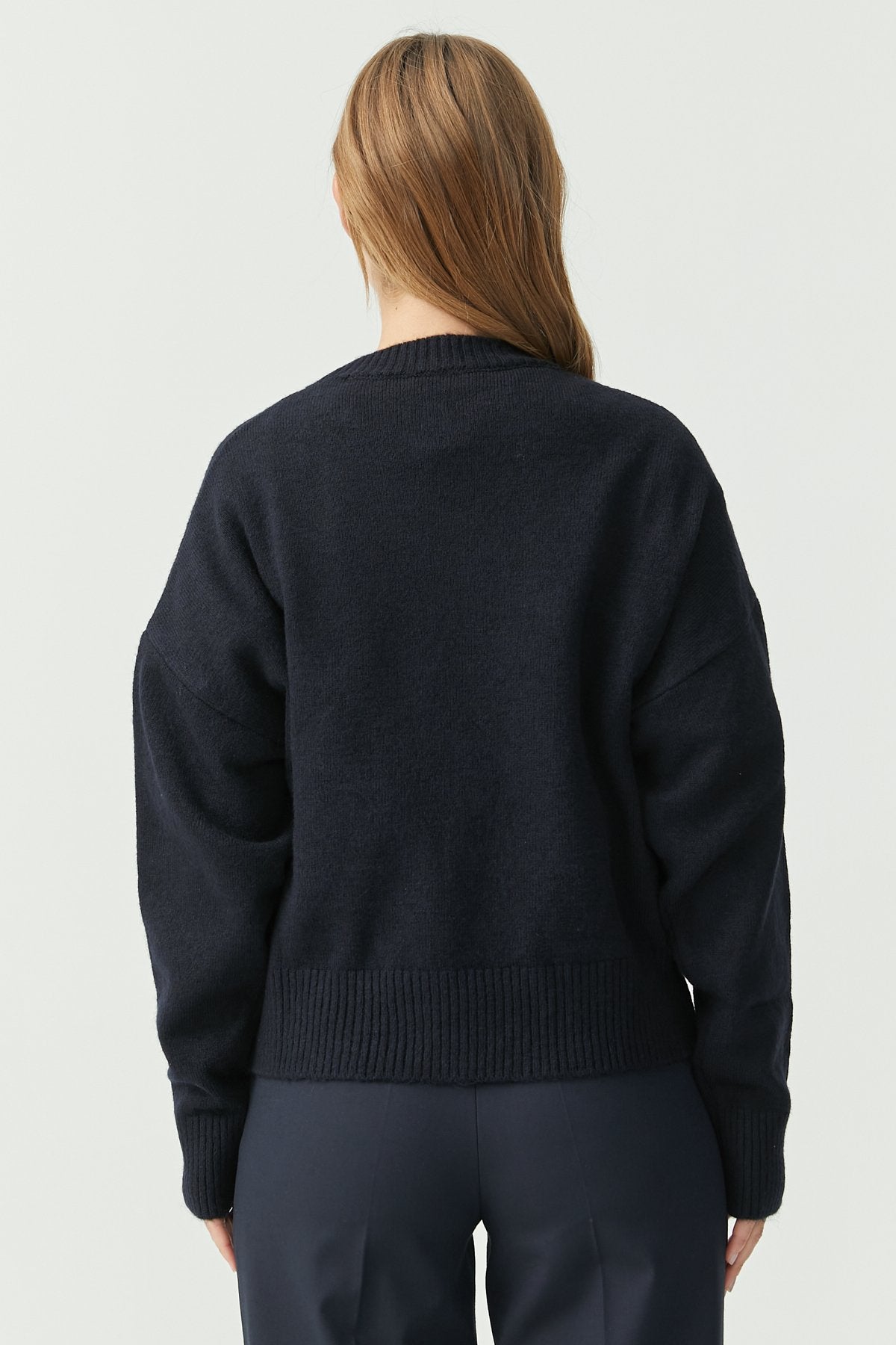 Women's Crew Neck Knitwear Sweater