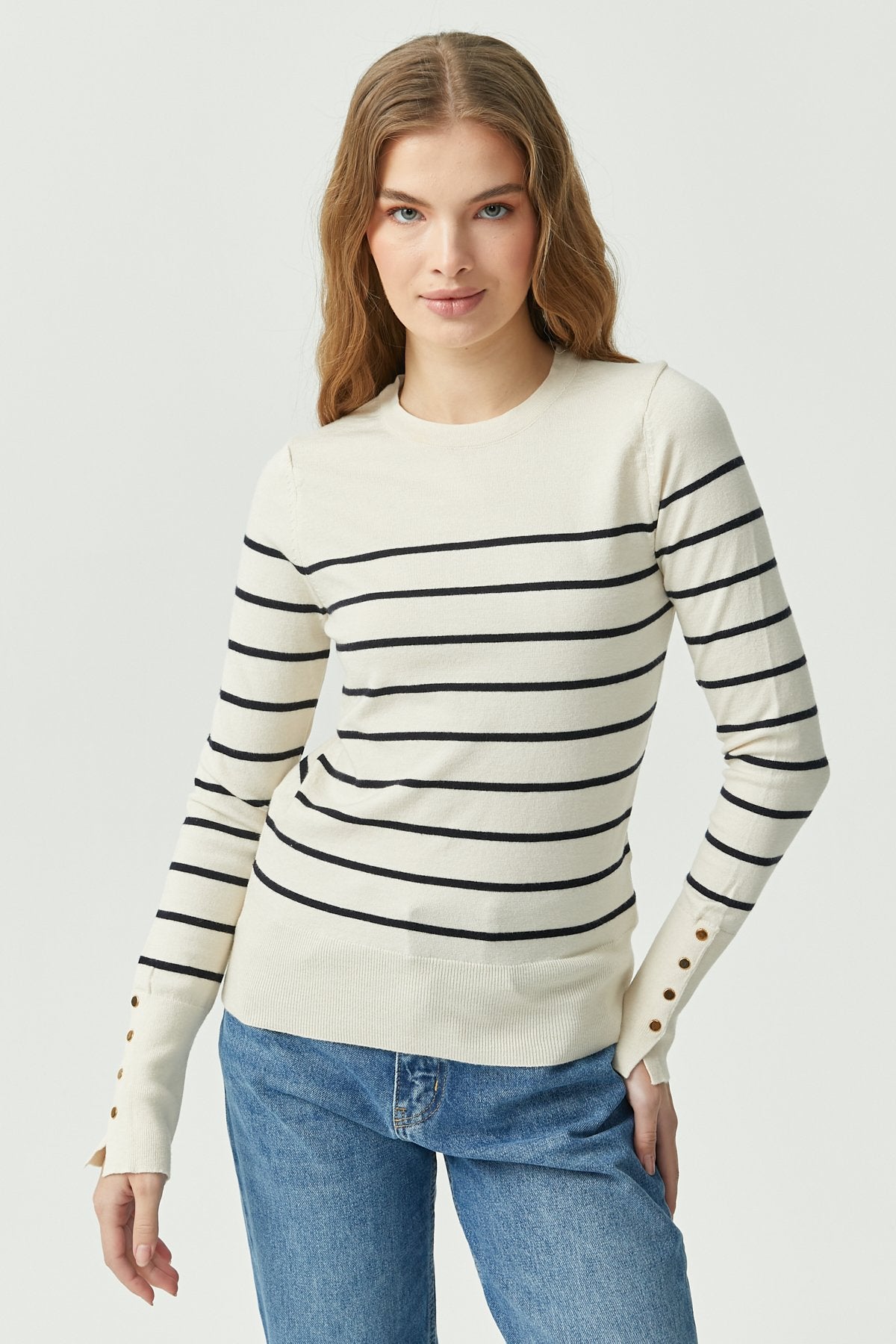 Women's Crew Neck Striped Thin Knit Sweater
