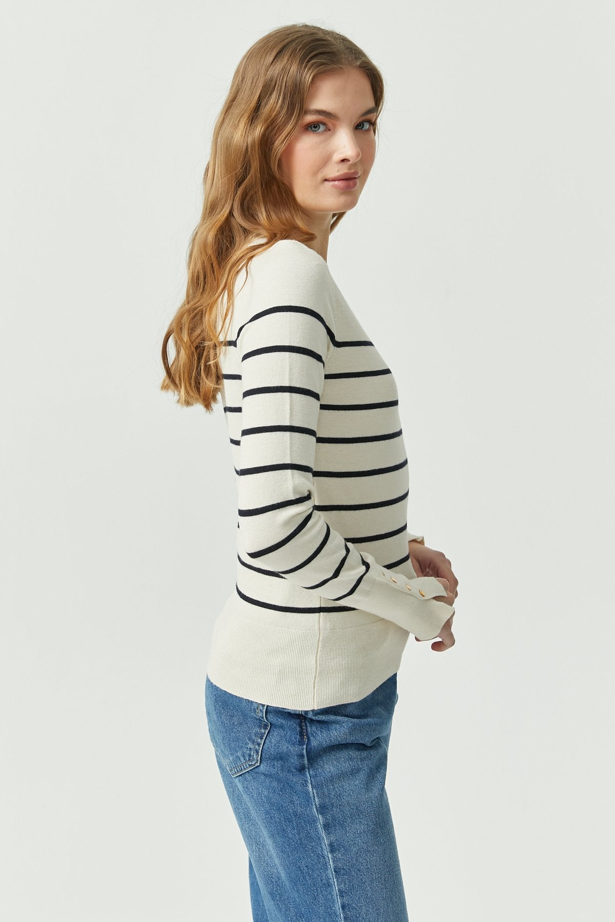 Women's Crew Neck Striped Thin Knit Sweater