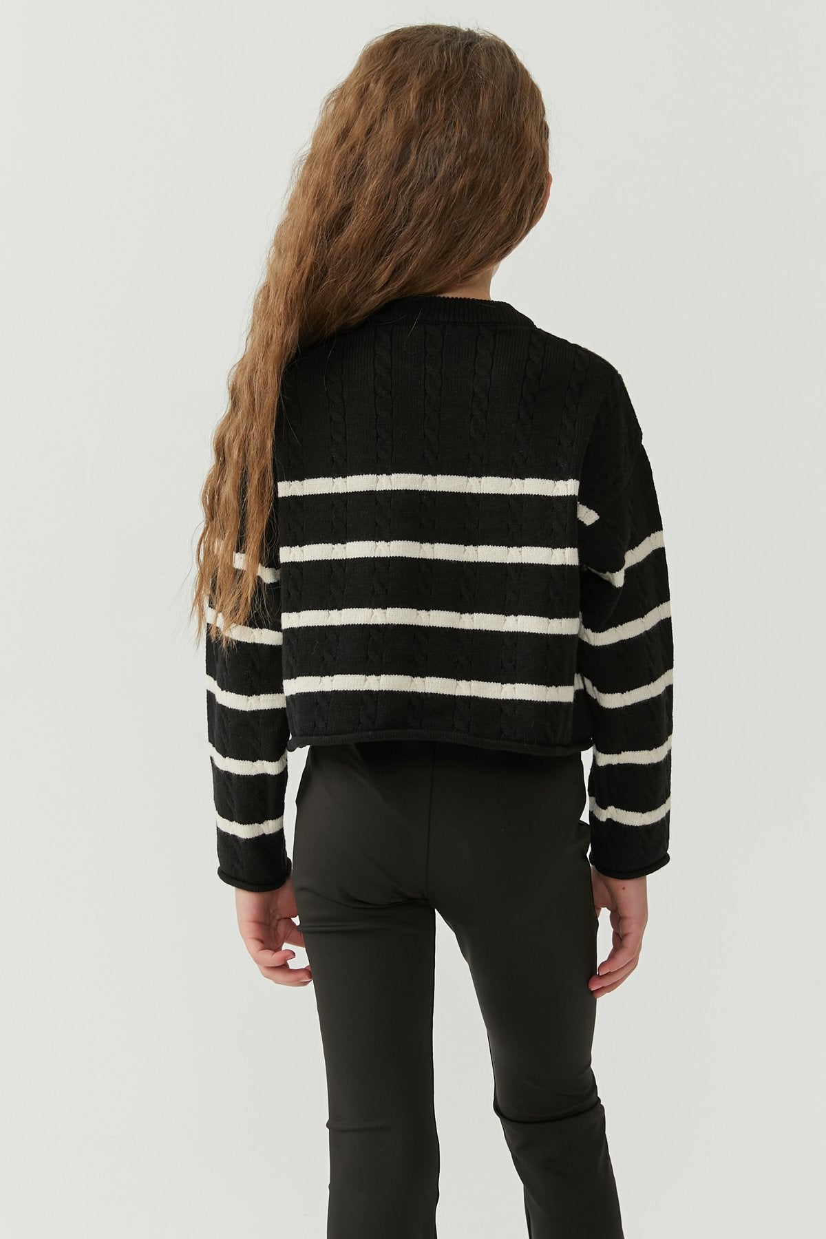 Girl's Crew Neck Short Knit Sweater