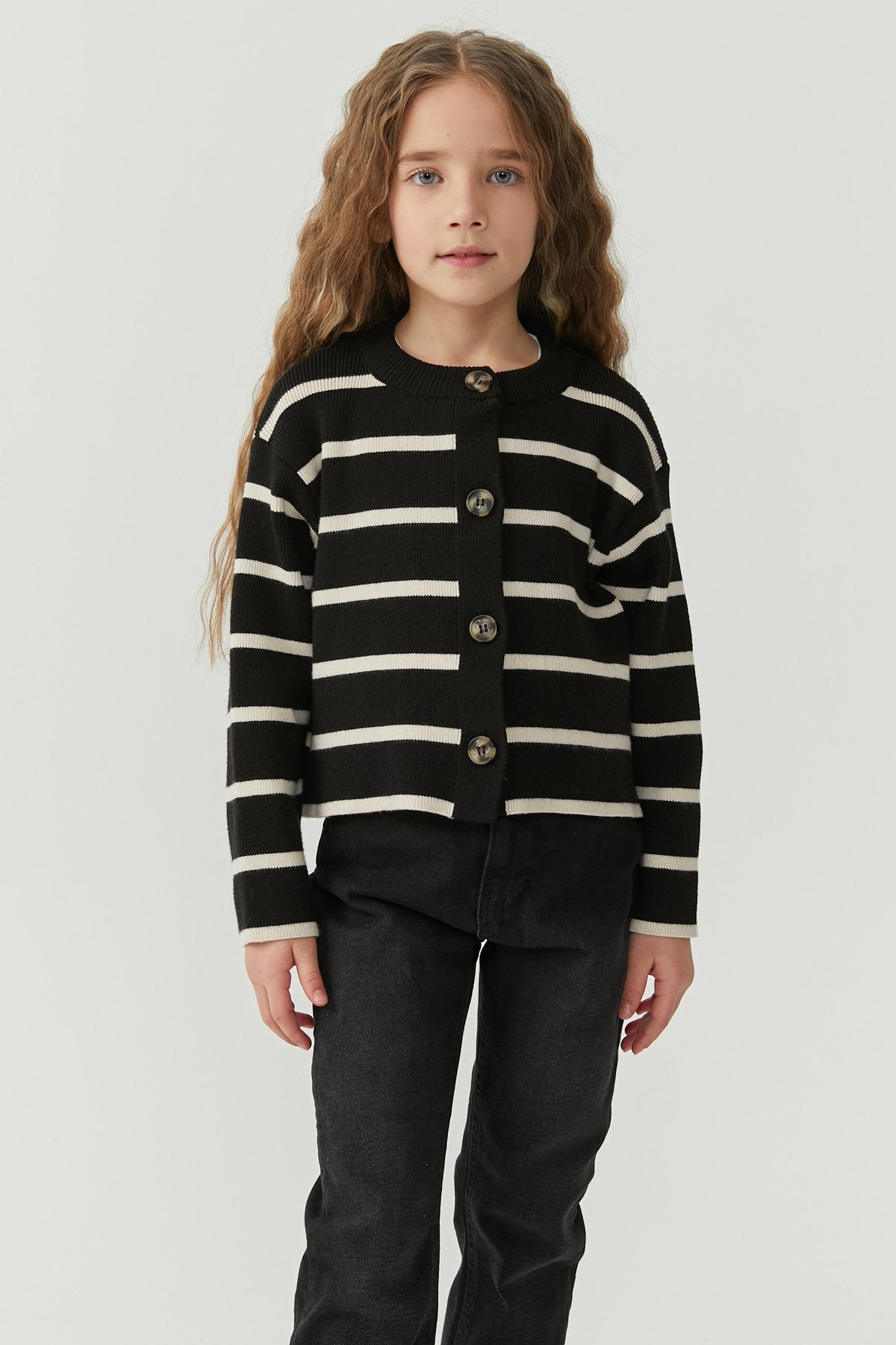 Girl's Crew Neck Buttoned Knit Cardigan