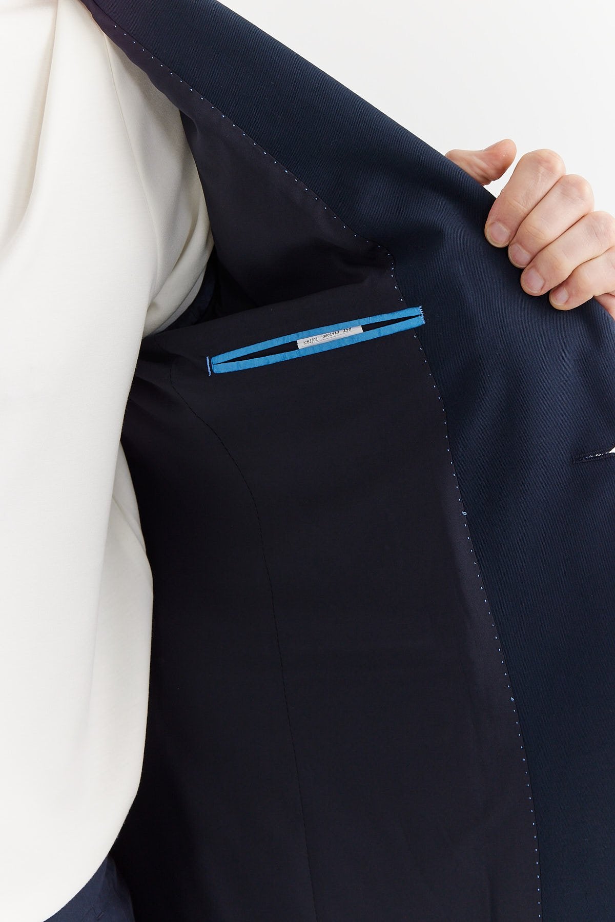 Mono Collar Classic Suit