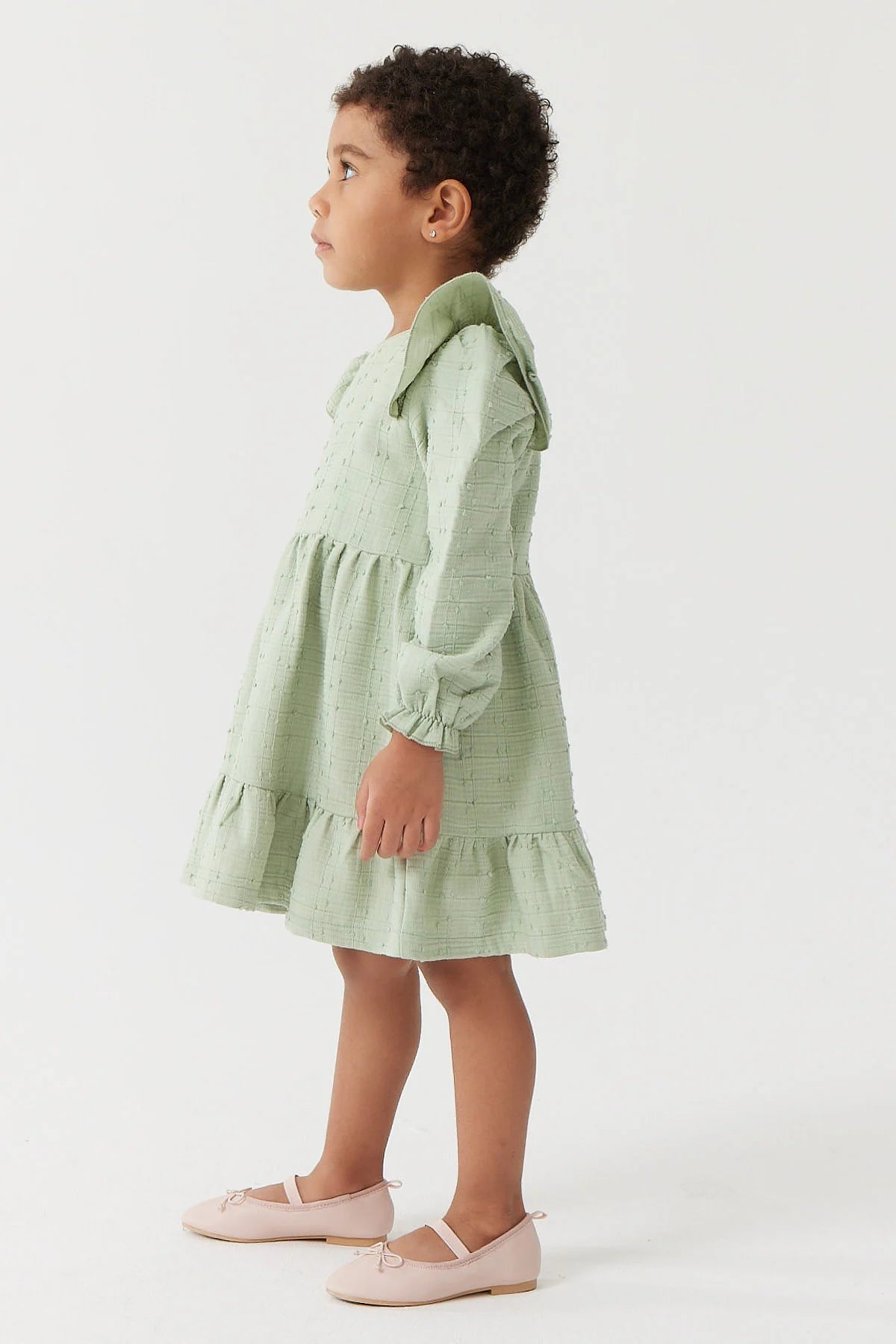 فستان بناتي بأكمام طويلة