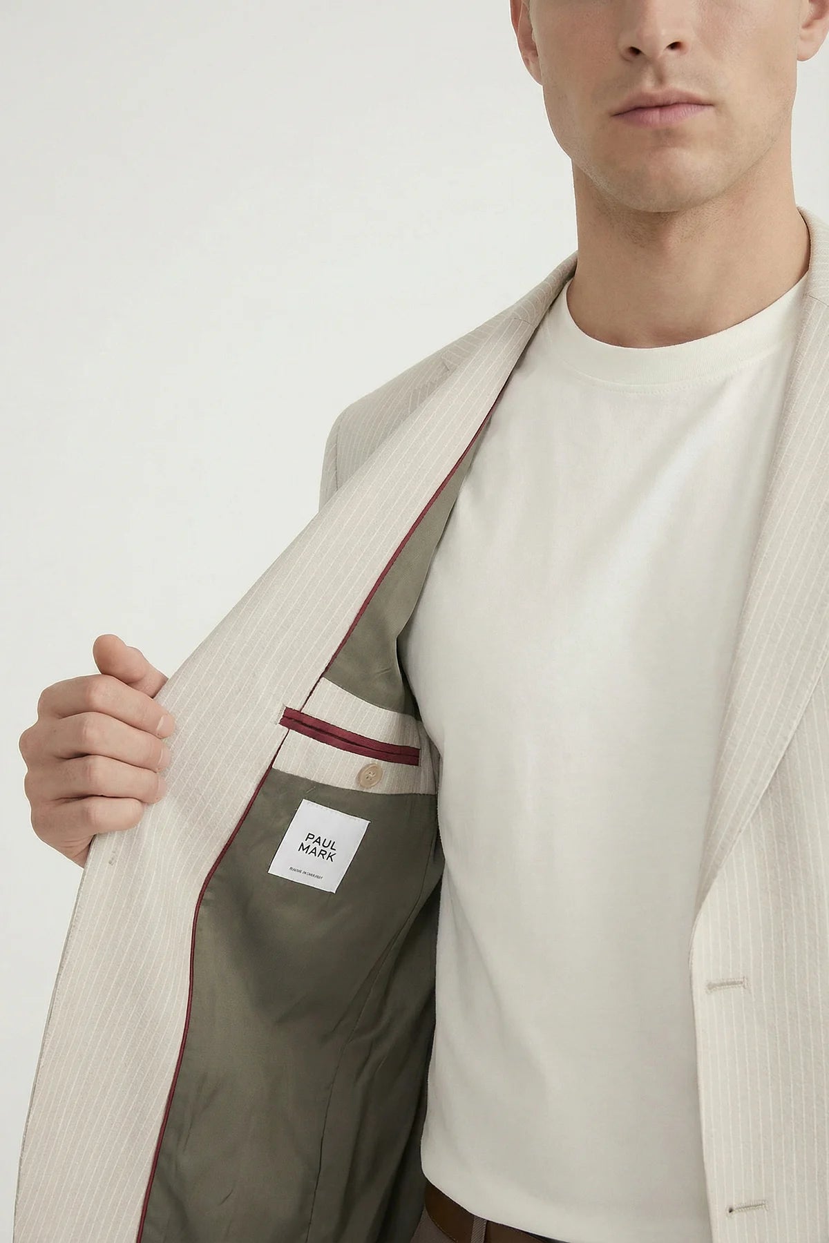 چاکەتی کلاسیکی مۆنۆ کۆلارە بۆ پیاوان