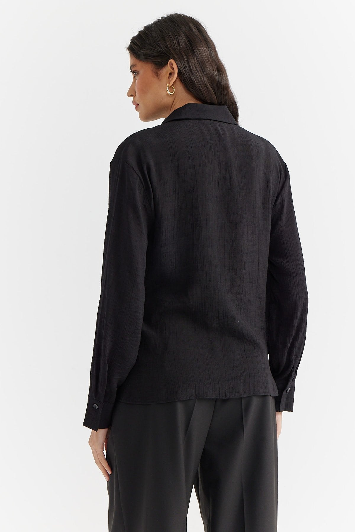 Women's Knotted and Flowy Shirt