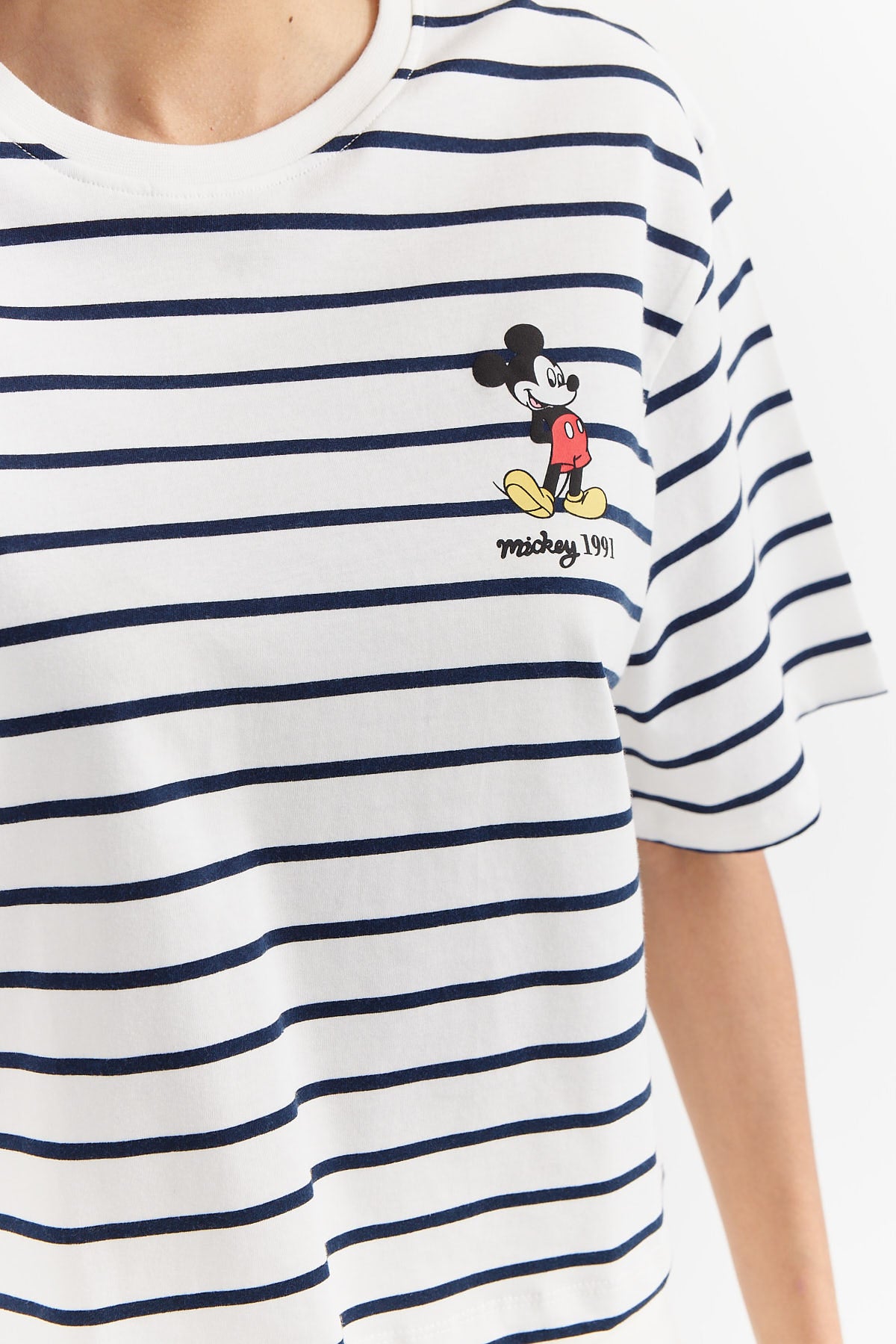 Women's Striped Print Detailed T-shirt