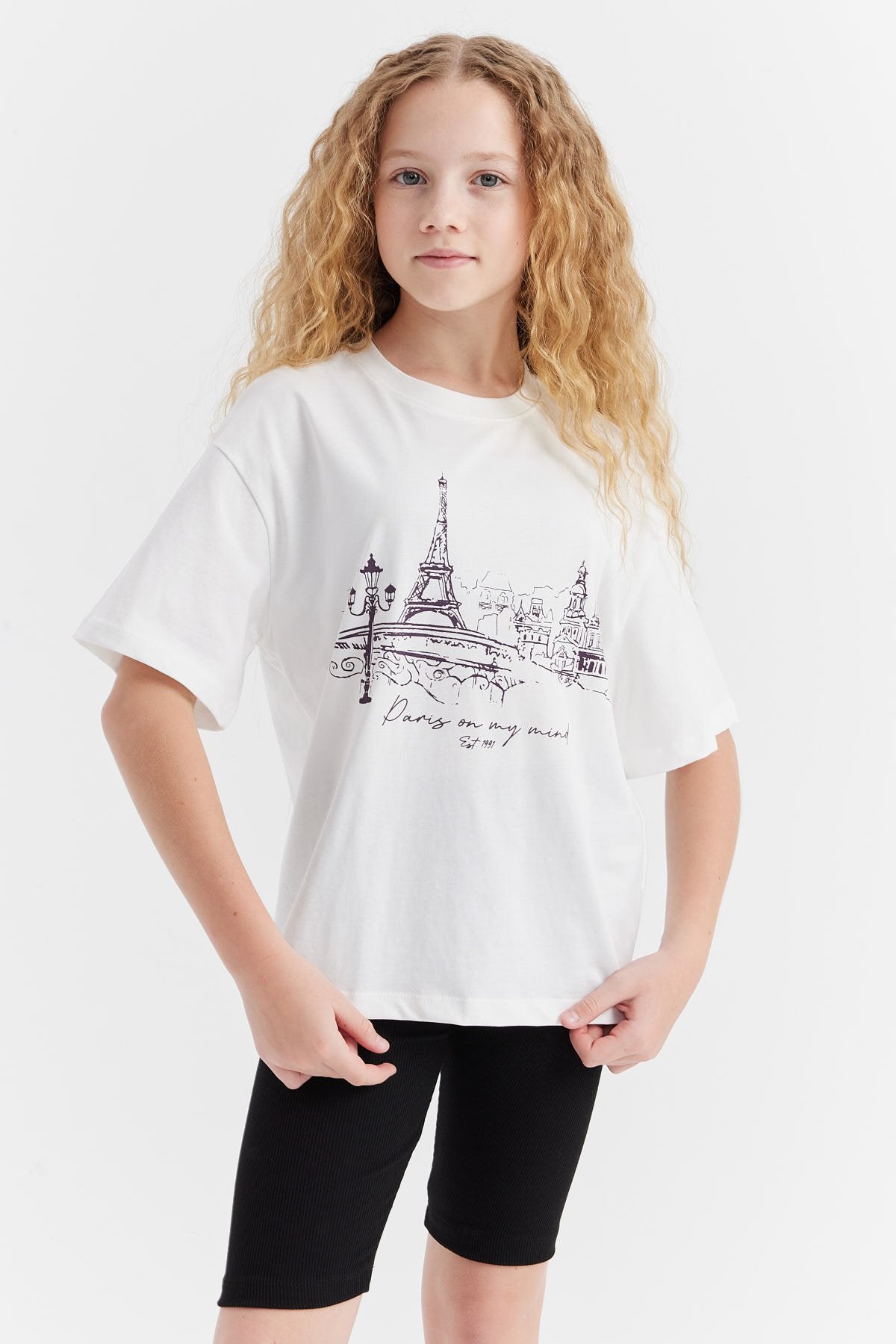 Girl's Printed Detailed T-shirt