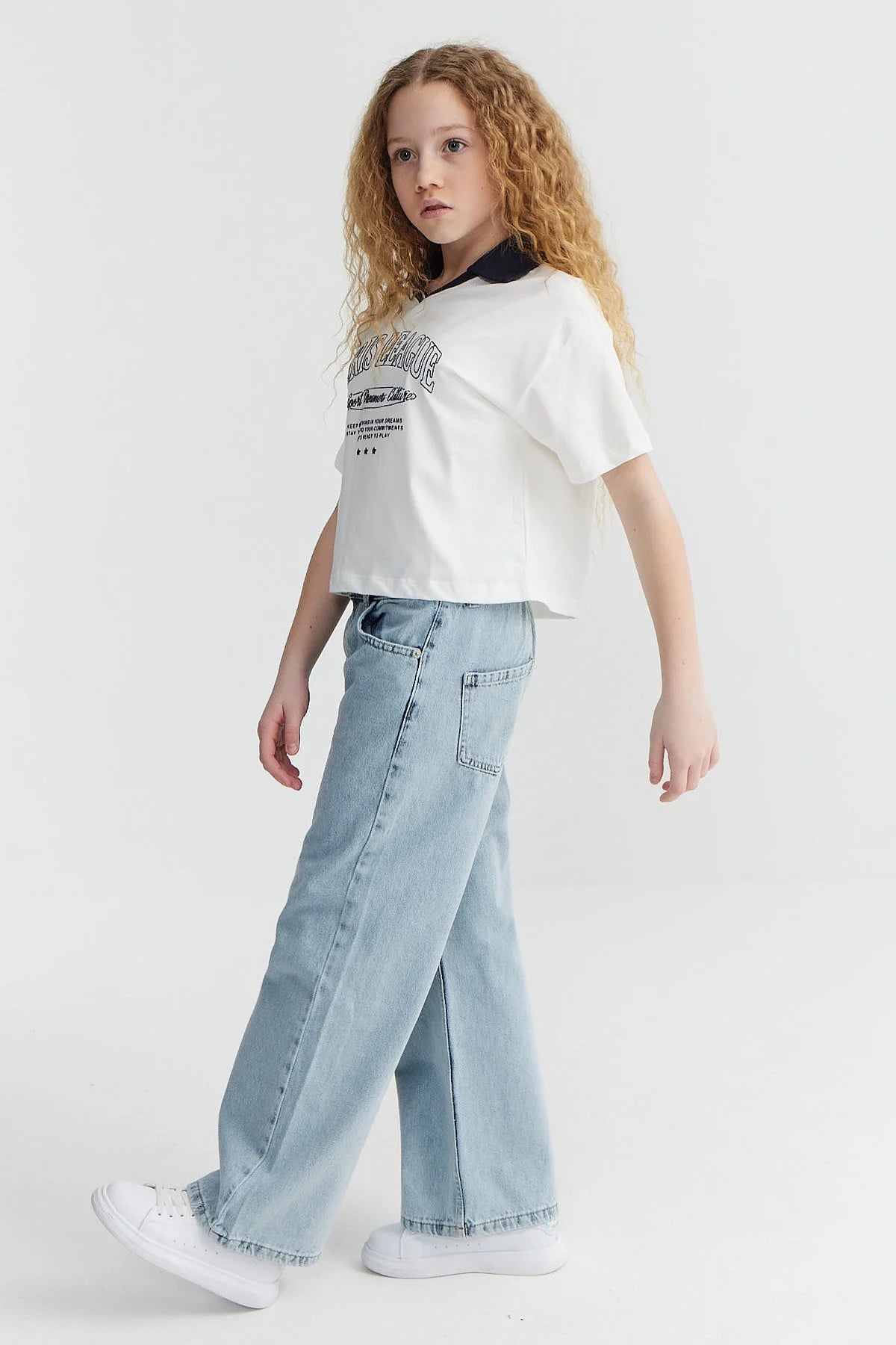 Kız Çocuk Yaka Detaylı Baskılı T-shirt