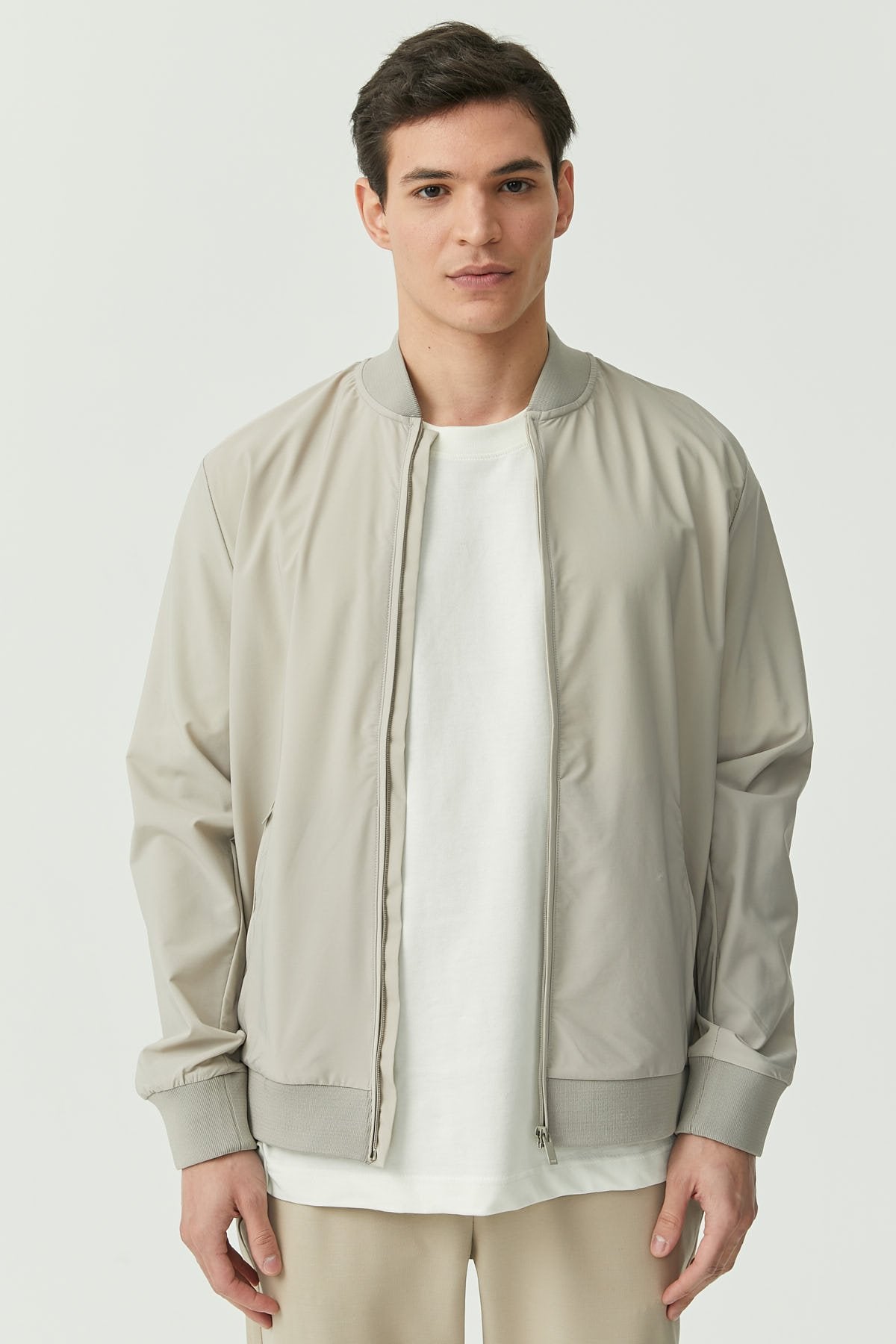 Men's Front Zippered Thin Coat