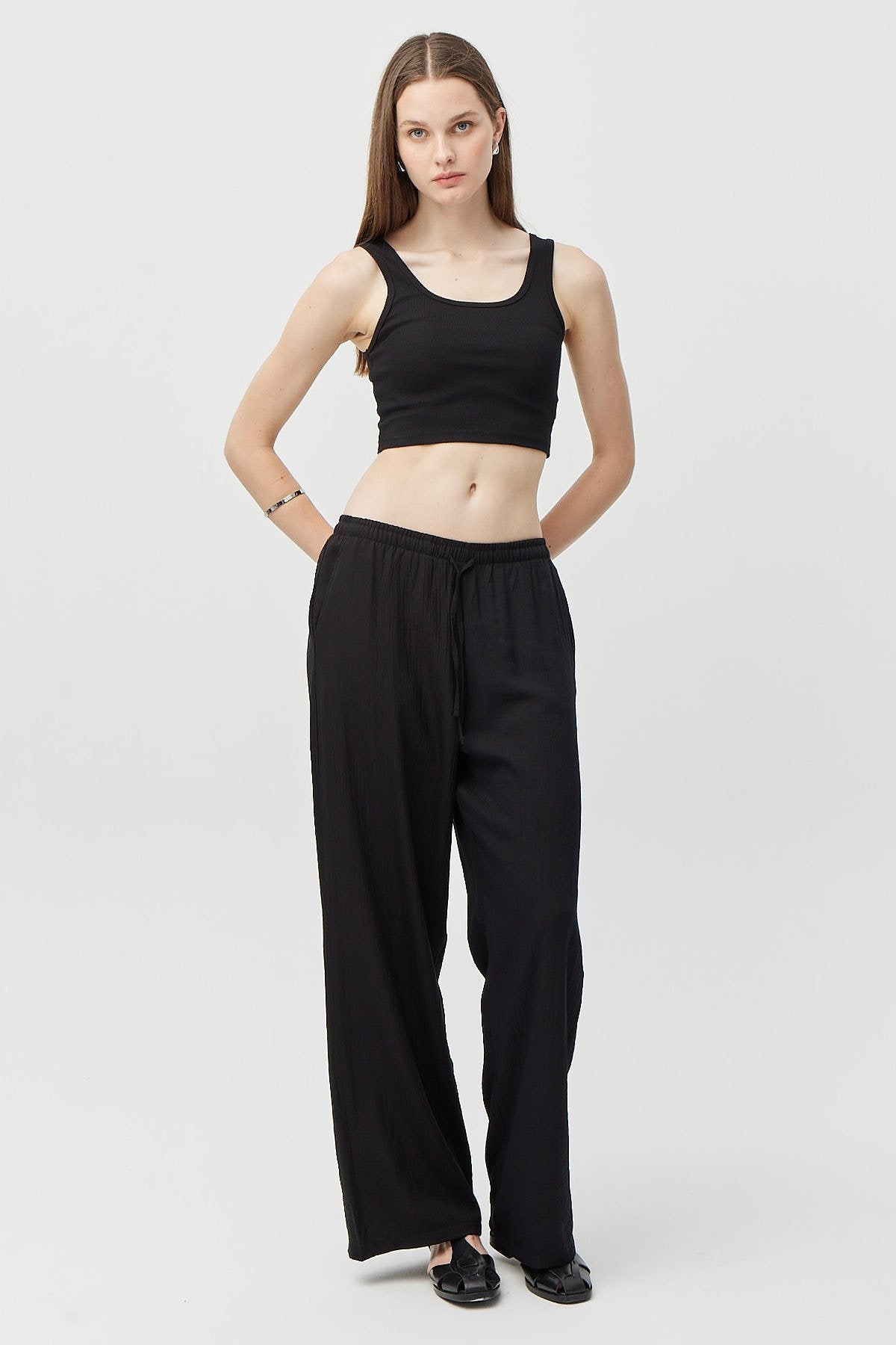 بنطلون نسائي برباط الخصر