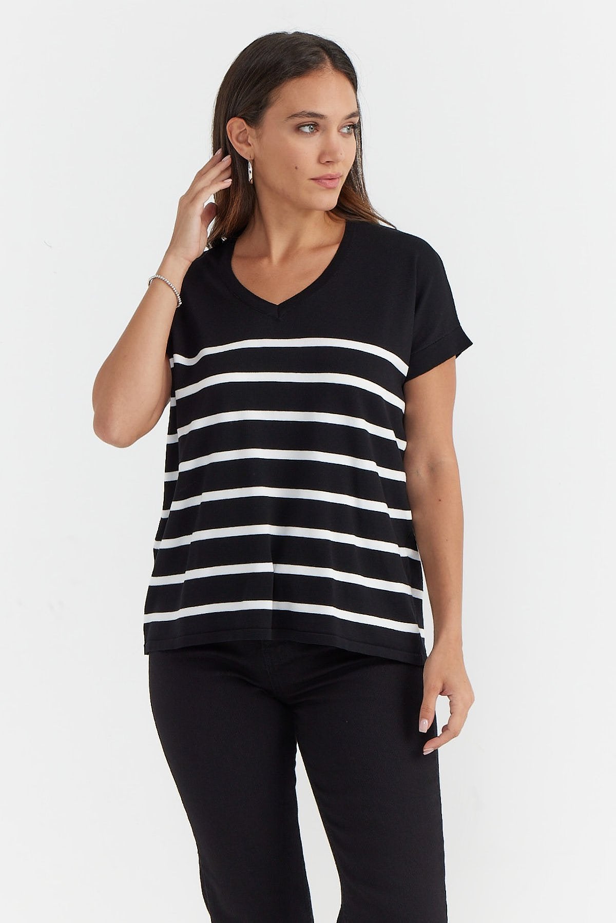 Women's V-Neck Knit T-shirt