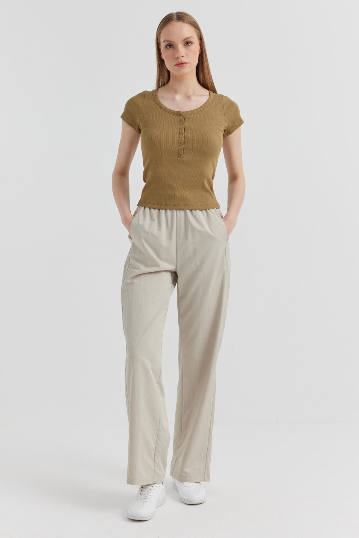 Women's Wide Leg Trousers with Pockets
