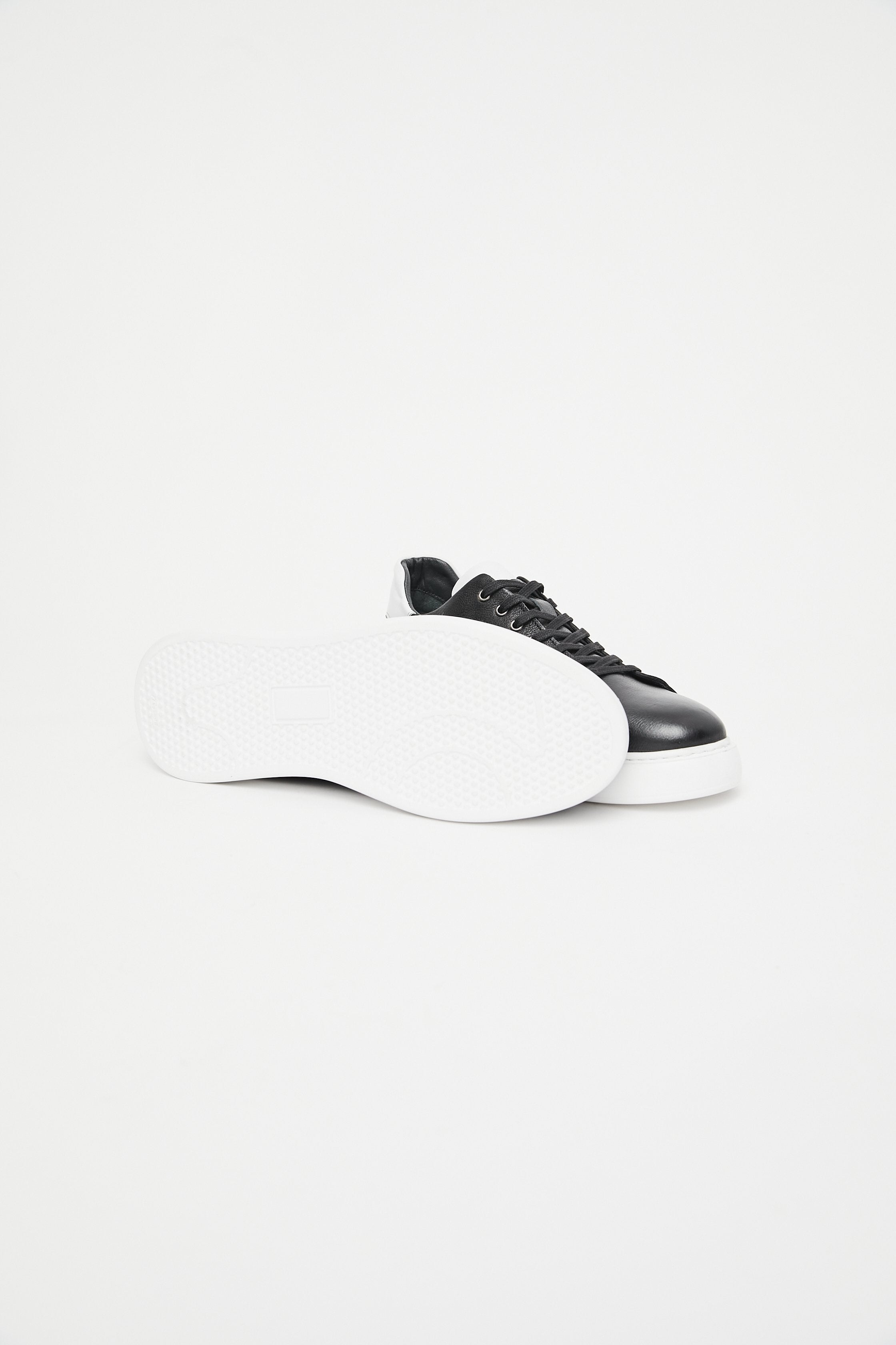 Leather Casual Shoes with Stitching Details