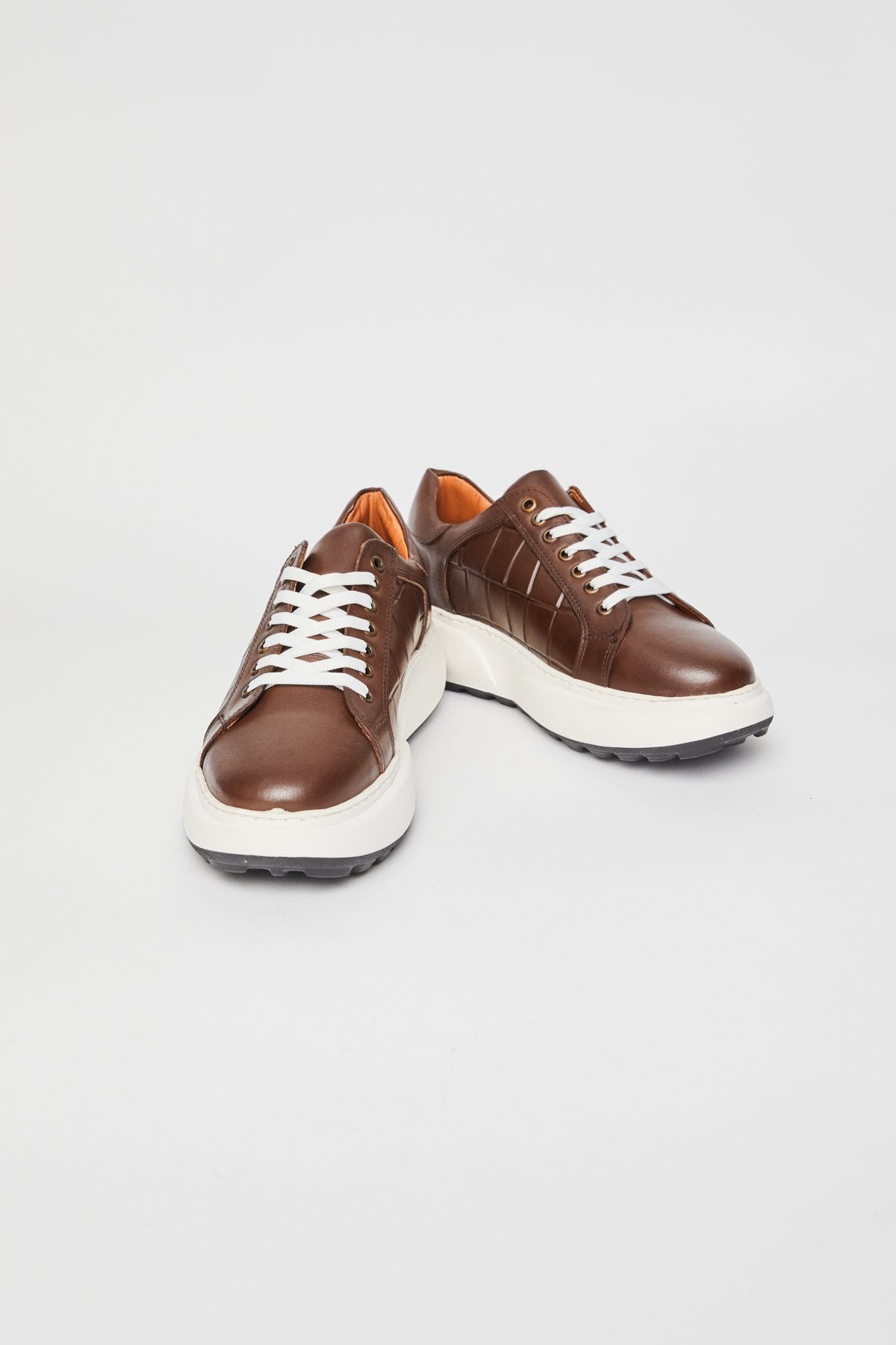 Men's Embossed Leather Casual Shoes