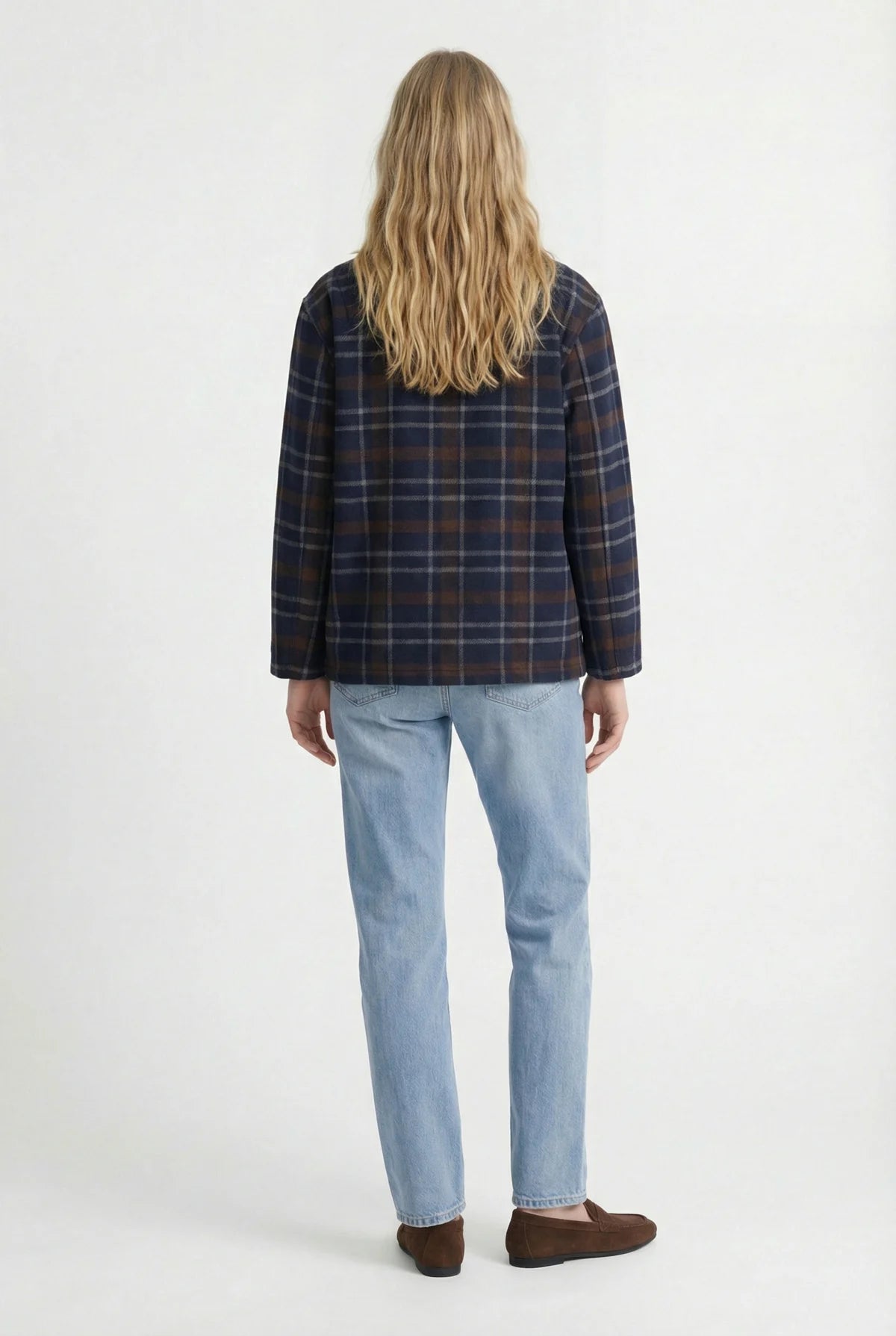 چاکەتی کراسی پلاید بۆ خانمان