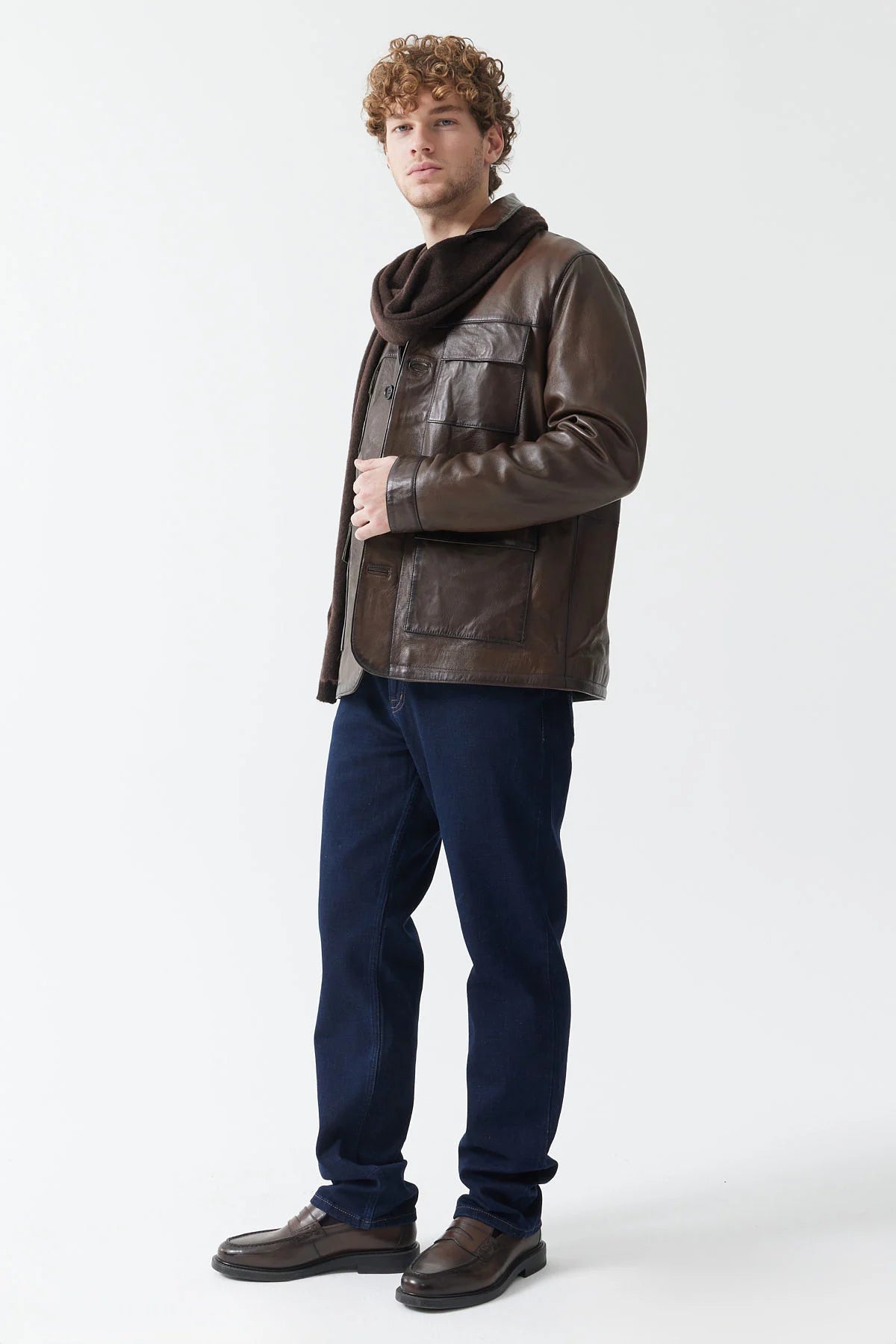 چاکەتی چەرمی پیاوان