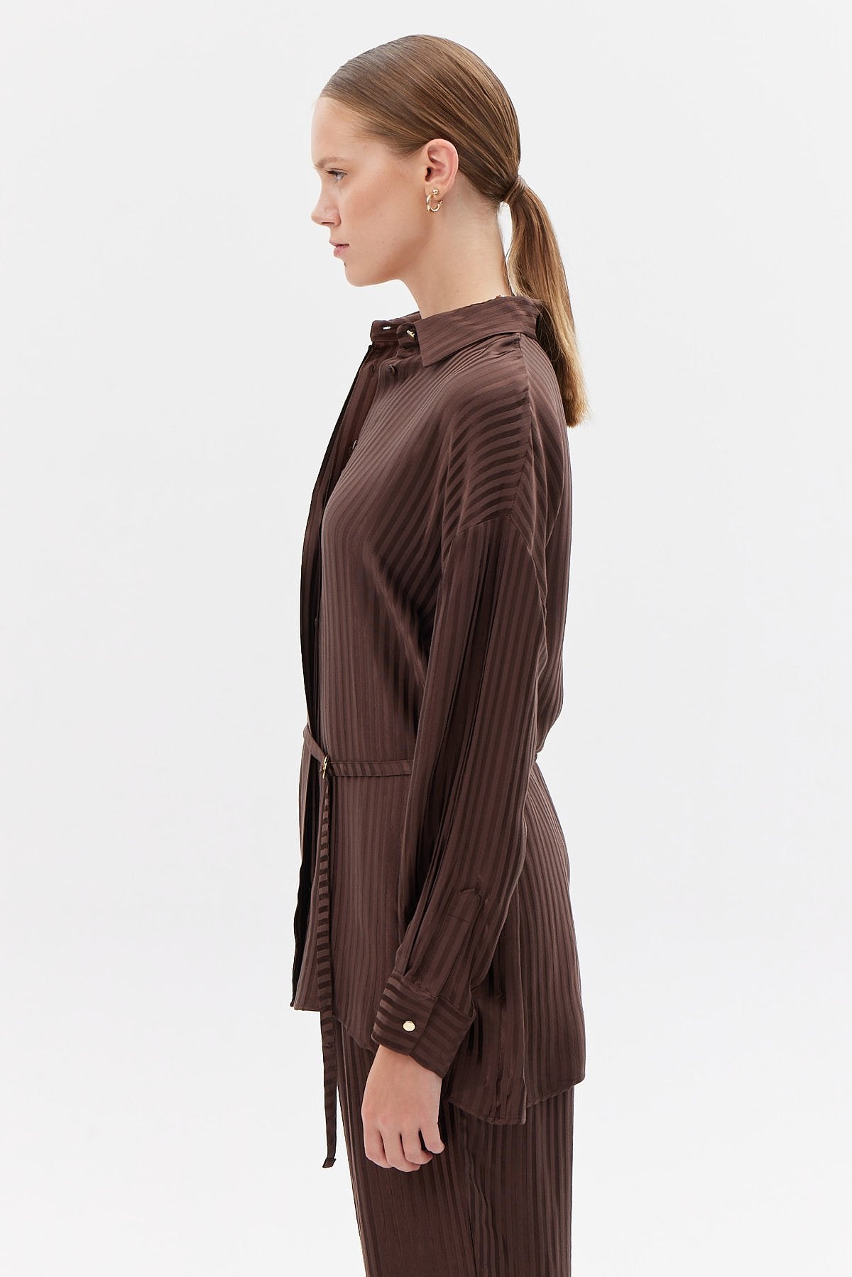Women's D-Buckle Satin Shirt