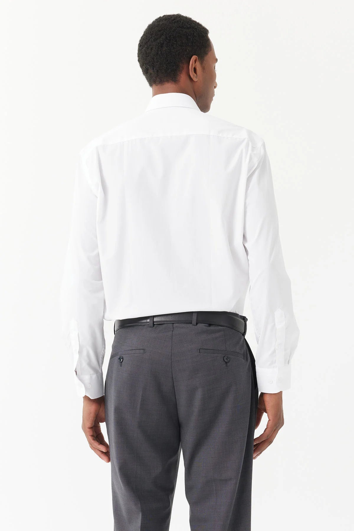 قميص رجالي عادي