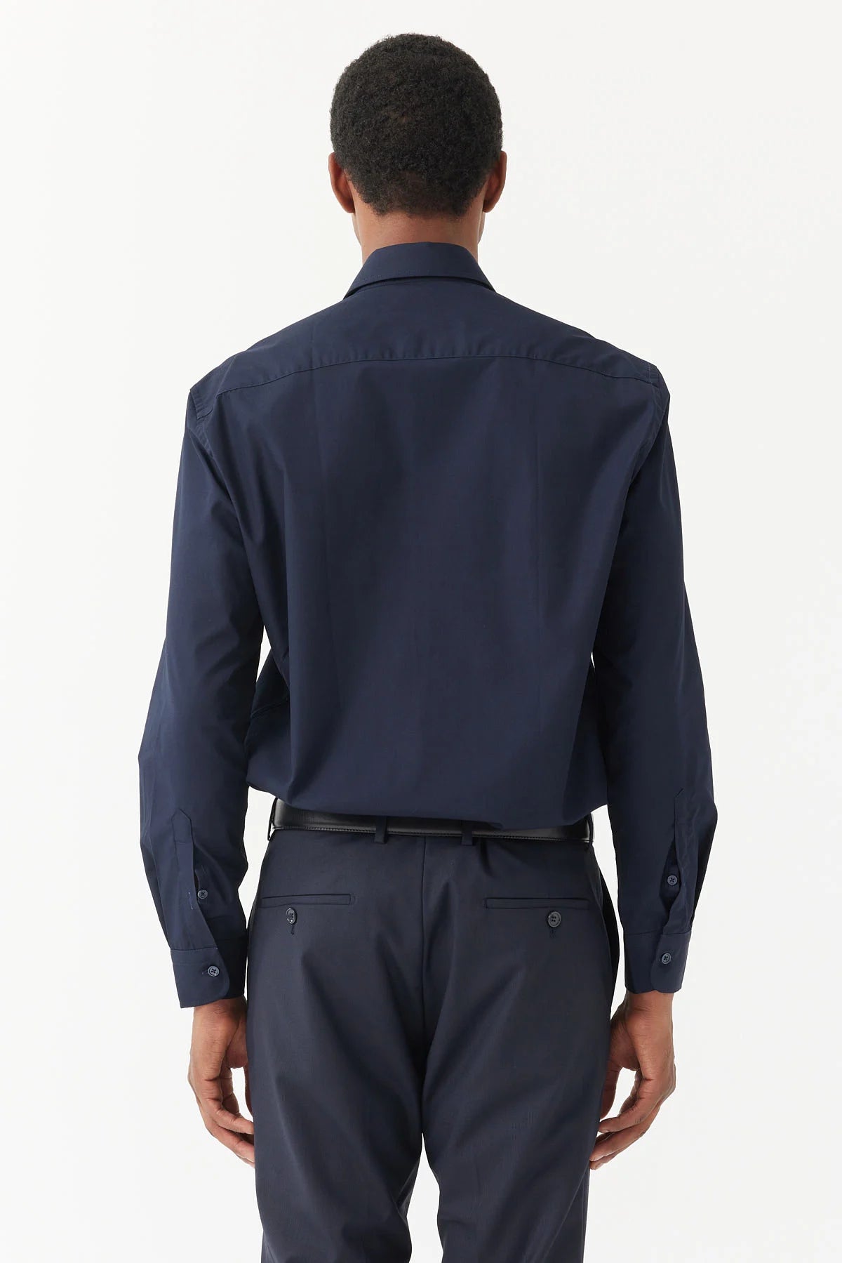 قميص رجالي عادي