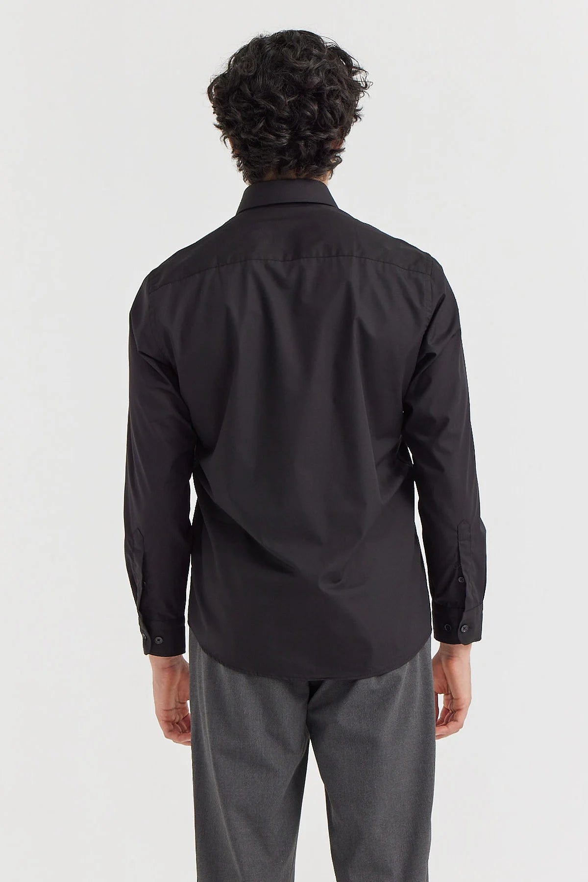 قميص رجالي عادي