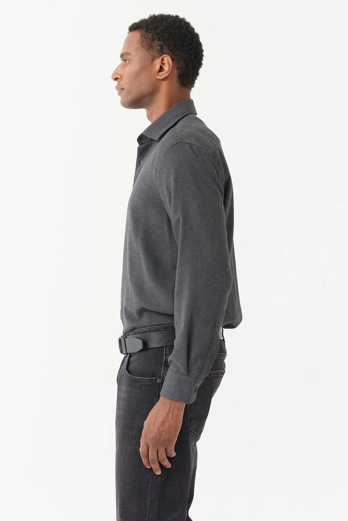 قميص رجالي عادي