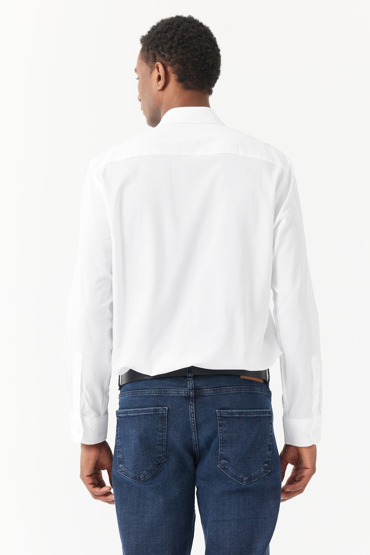 قميص رجالي عادي