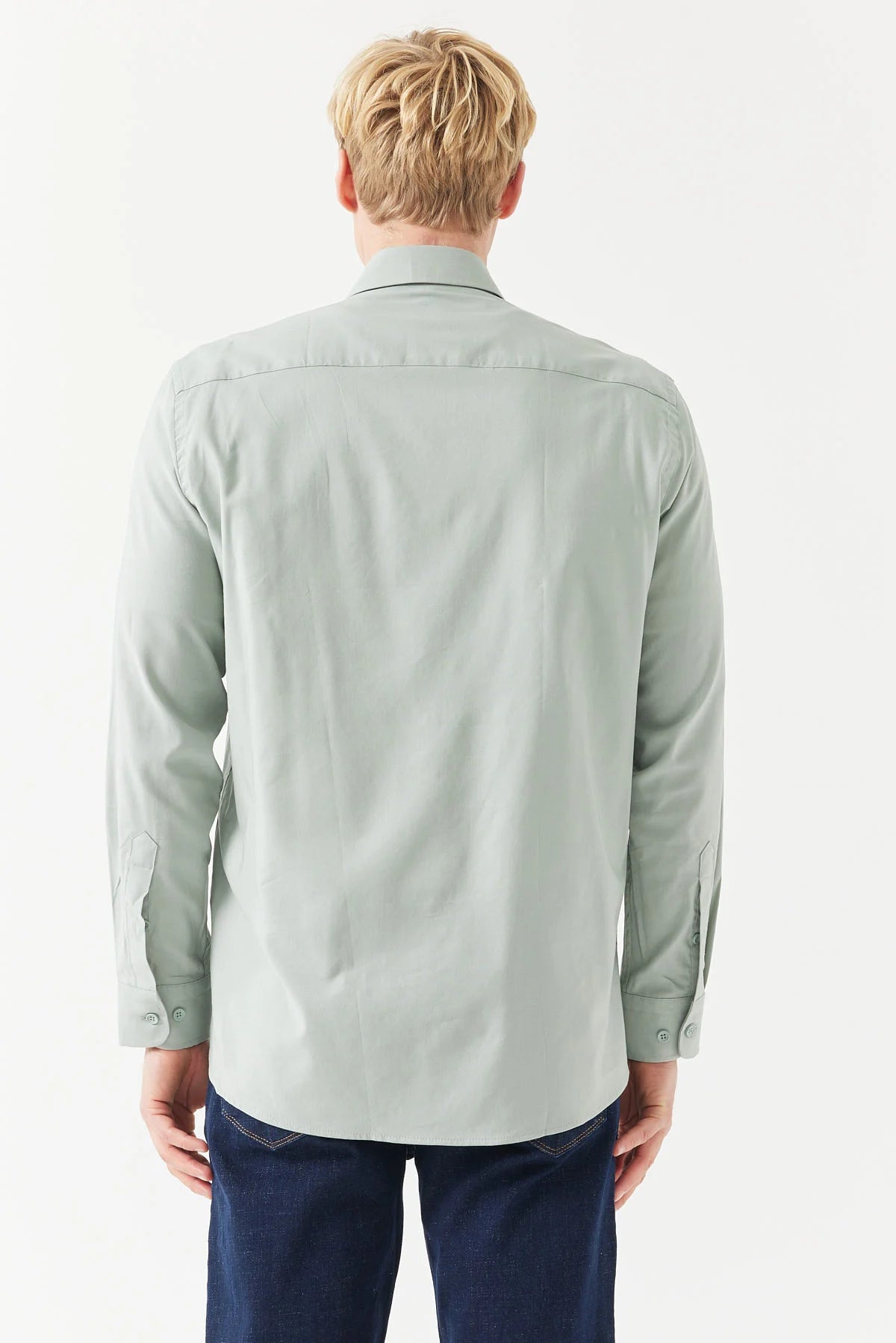 قميص رجالي عادي