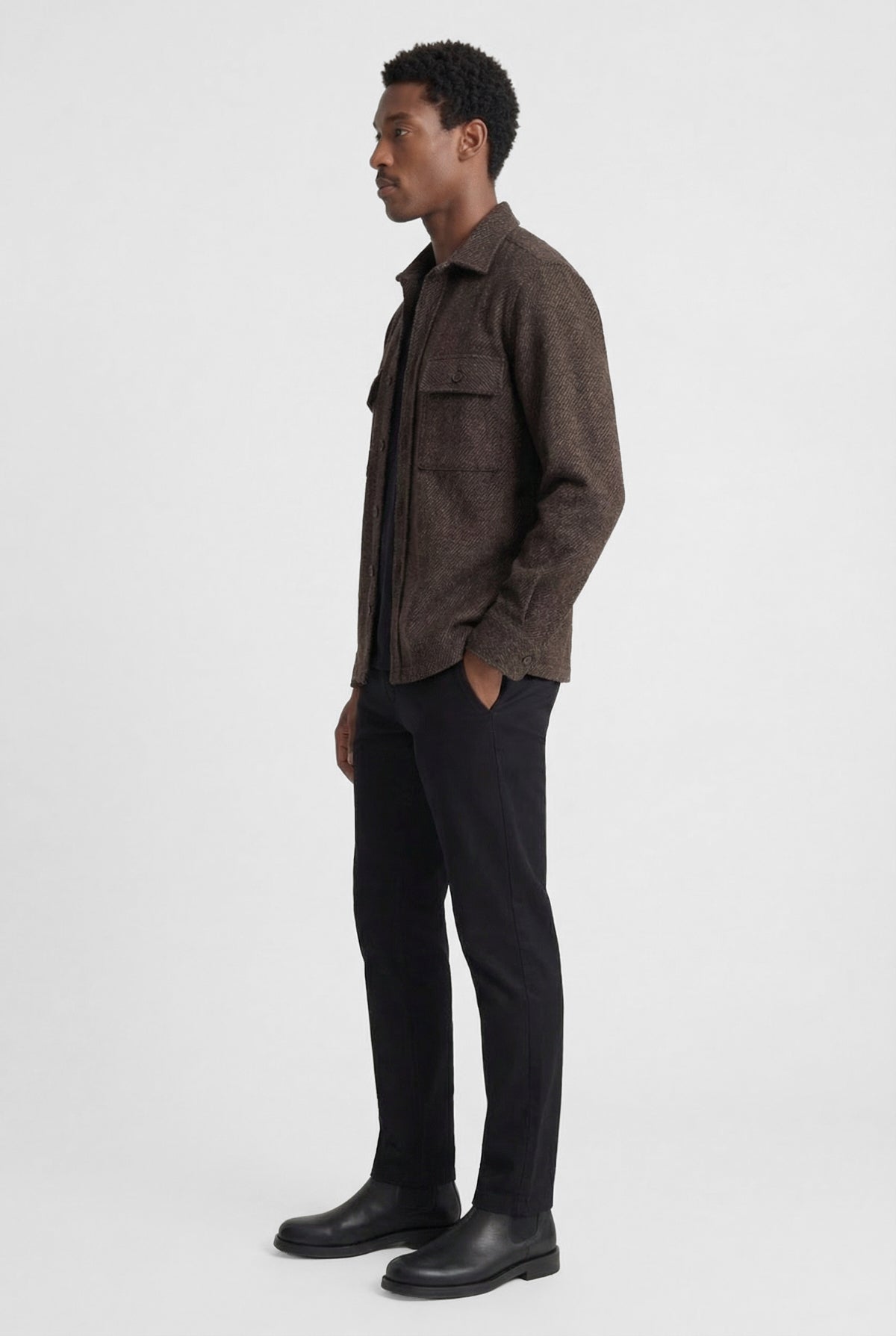 چاکەتی کراسێکی ئاسایی پیاوان