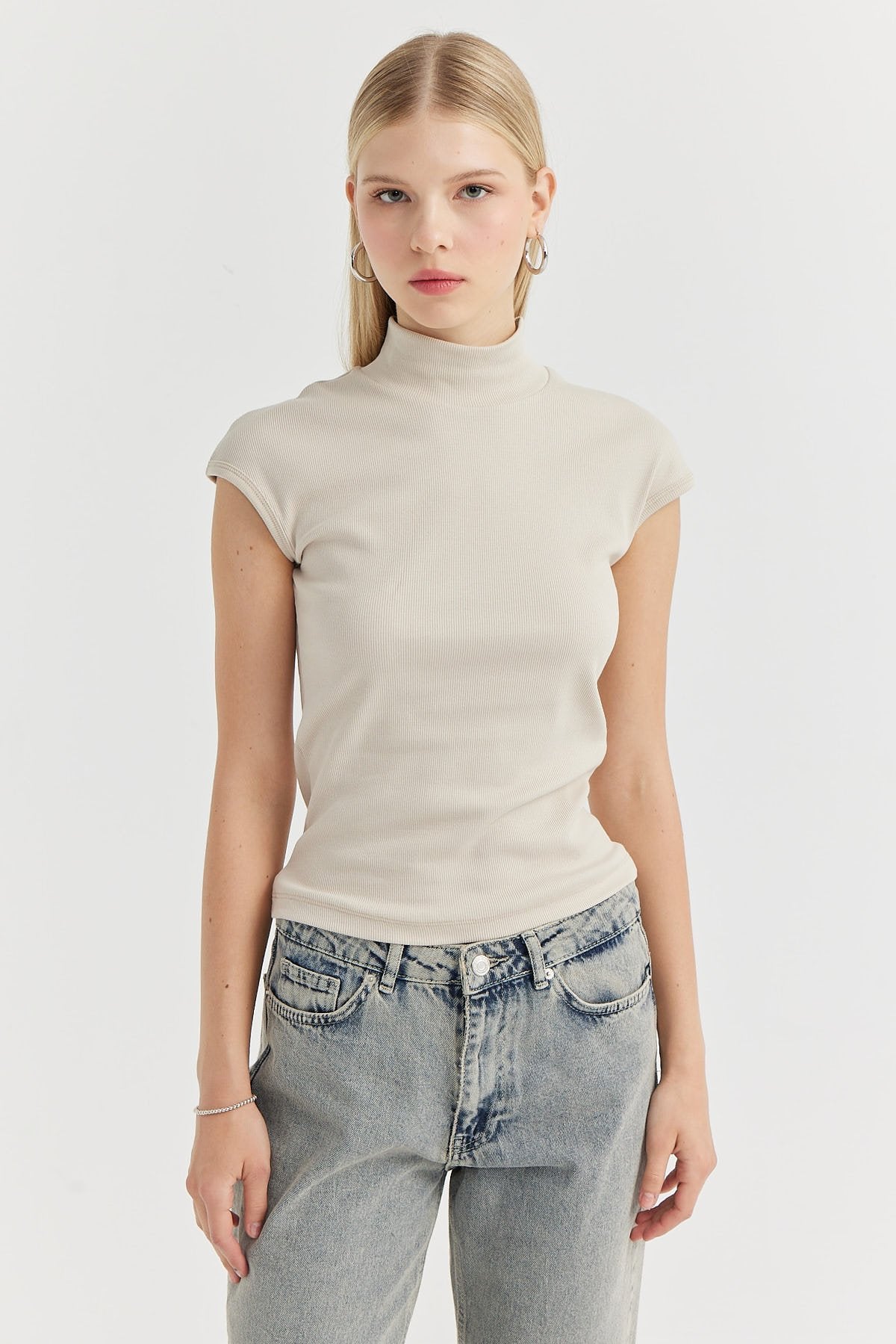 بلوزی ئافرەتان 