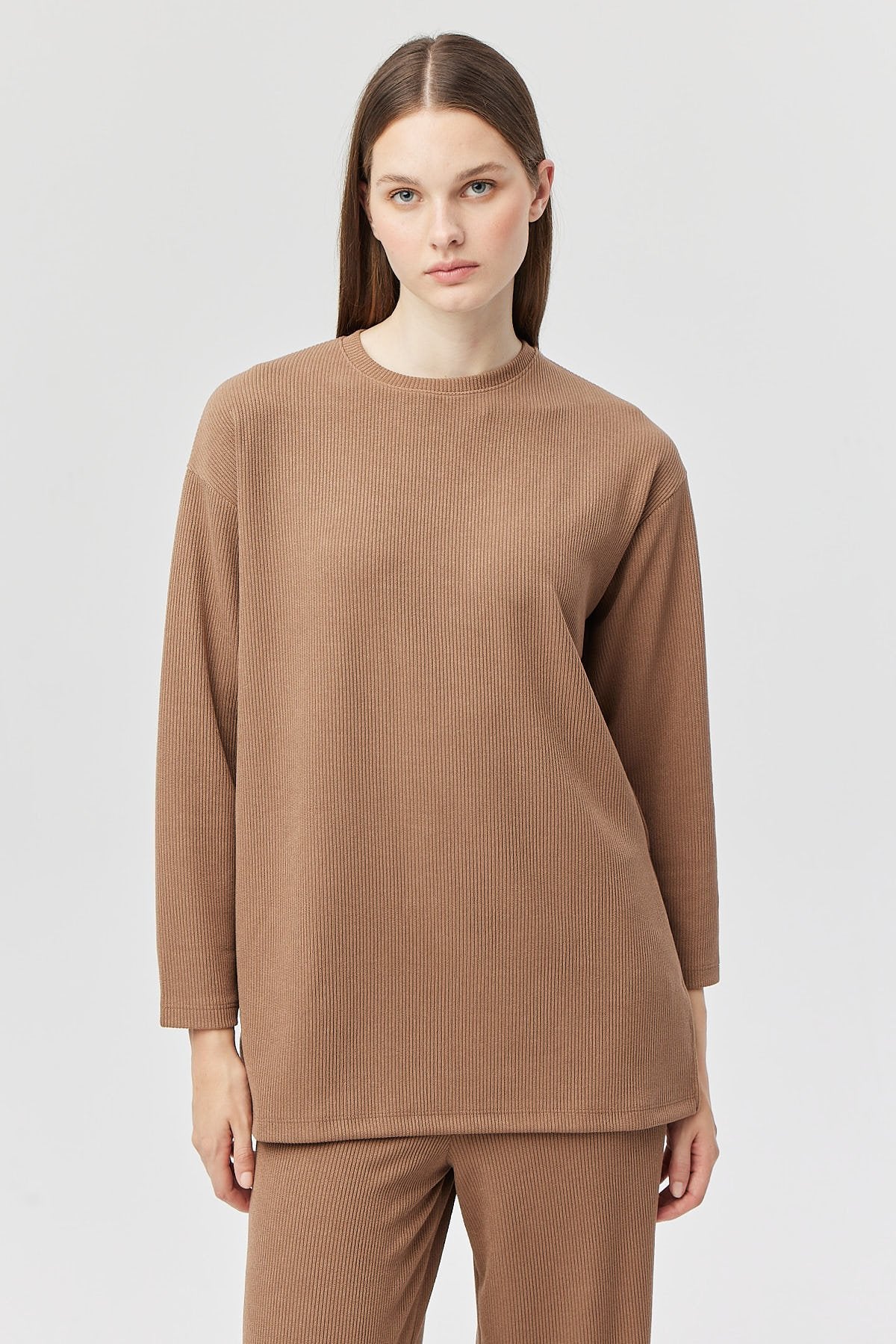 تونیکی ئافرەتان