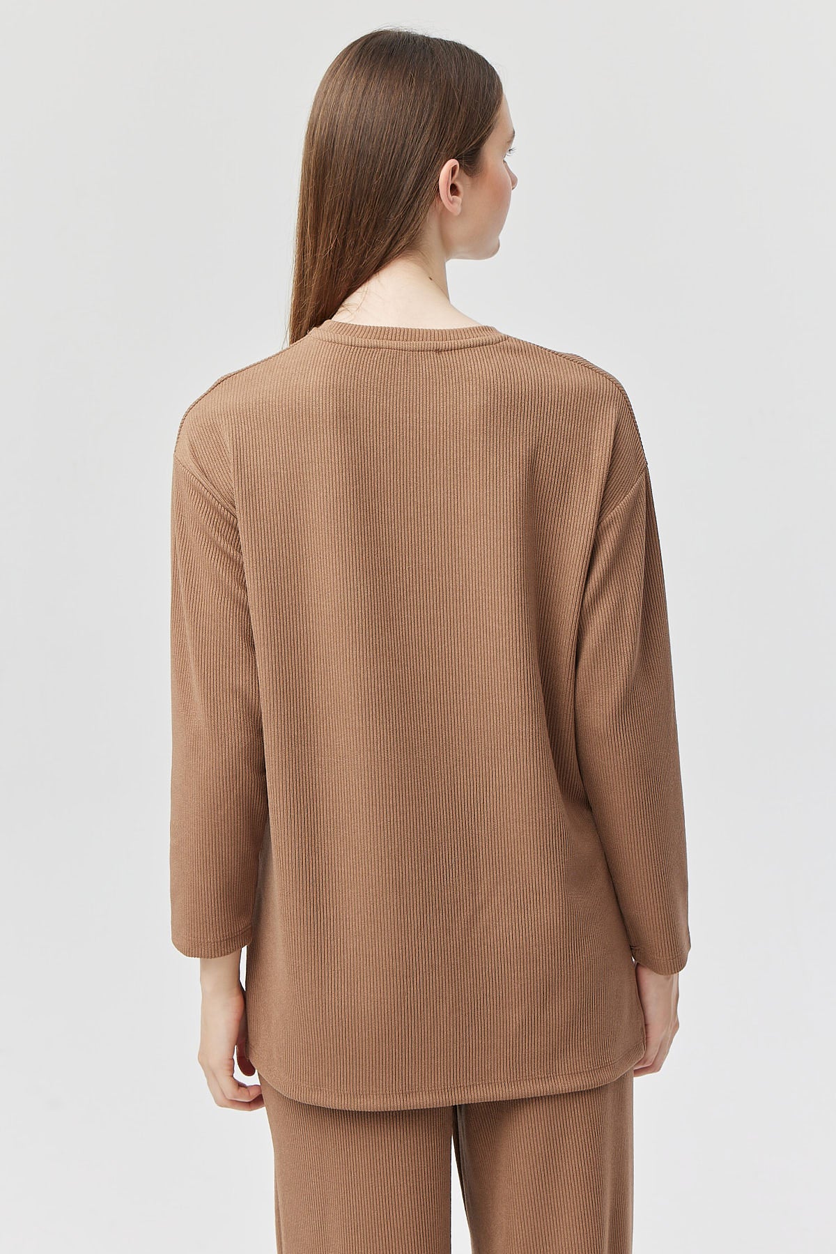 تونیکی ئافرەتان