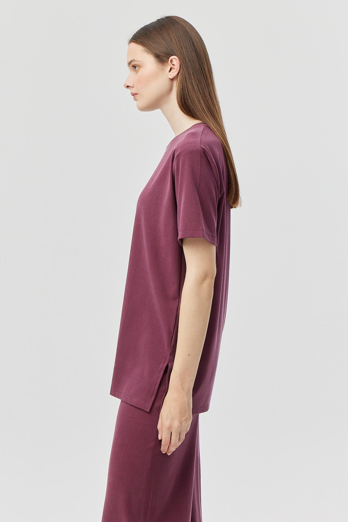 Women's Thin Ribbed Basic T-shirt