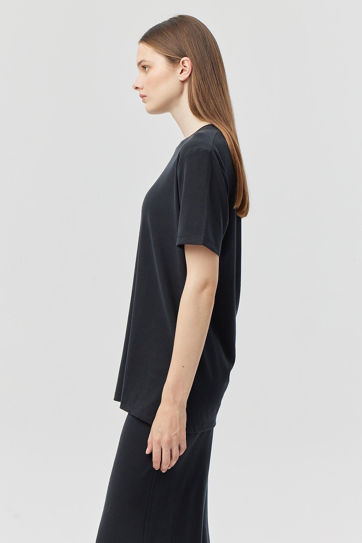 Women's Thin Ribbed Basic T-shirt