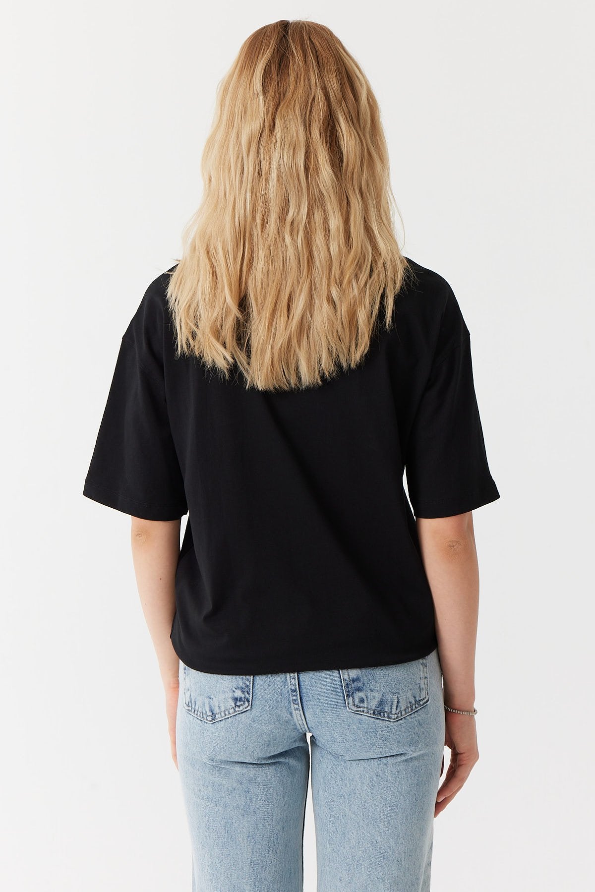 Women's Basic T-shirt