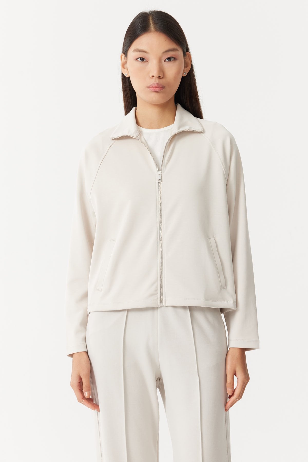 سويت شيرت نسائية بسحاب