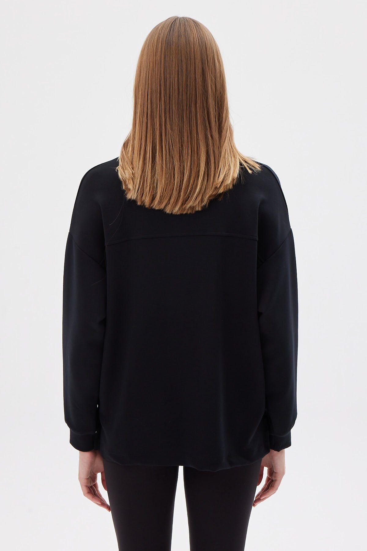 سويت شيرت نسائية بنصف سحاب