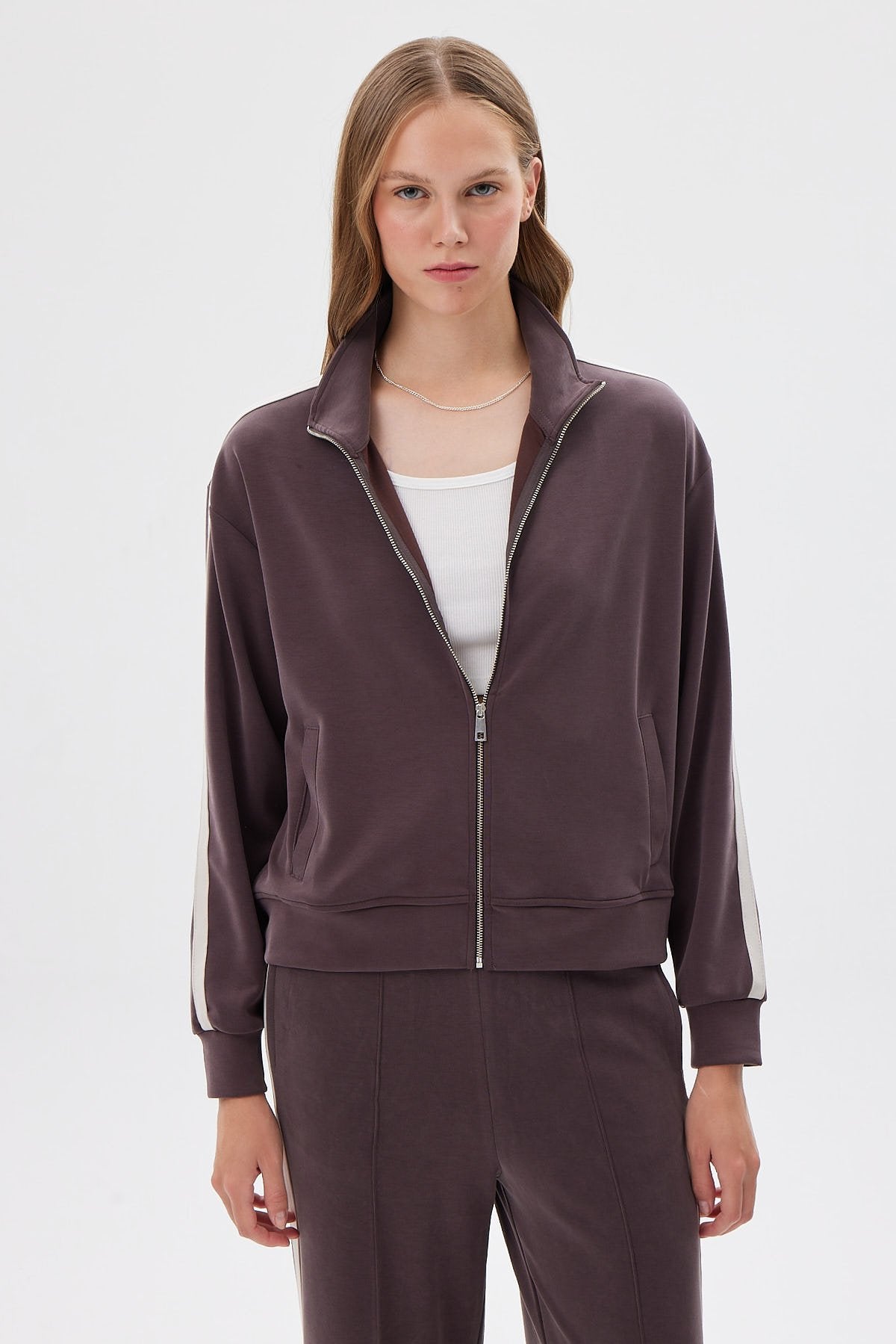 سويت شيرت مخططة للنساء