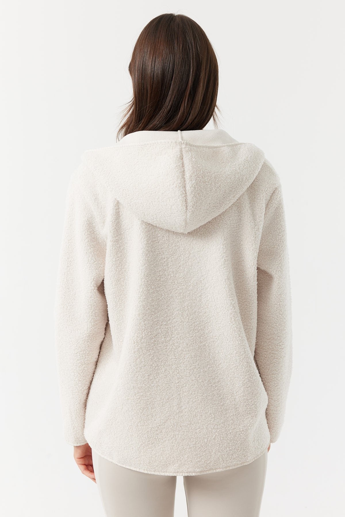 معطف نسائي بغطاء رأس وملمس ناعم