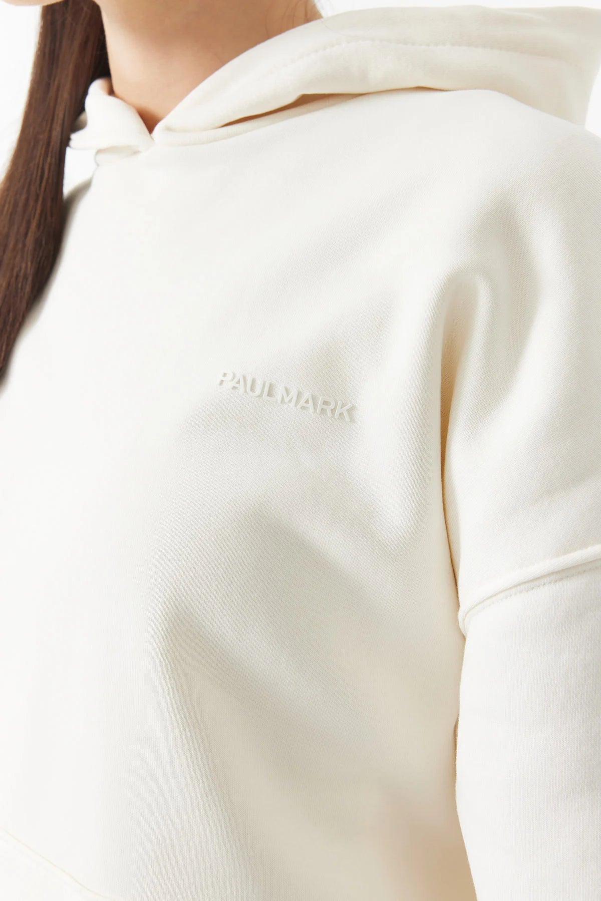 سويت شيرت نسائي بغطاء للرأس