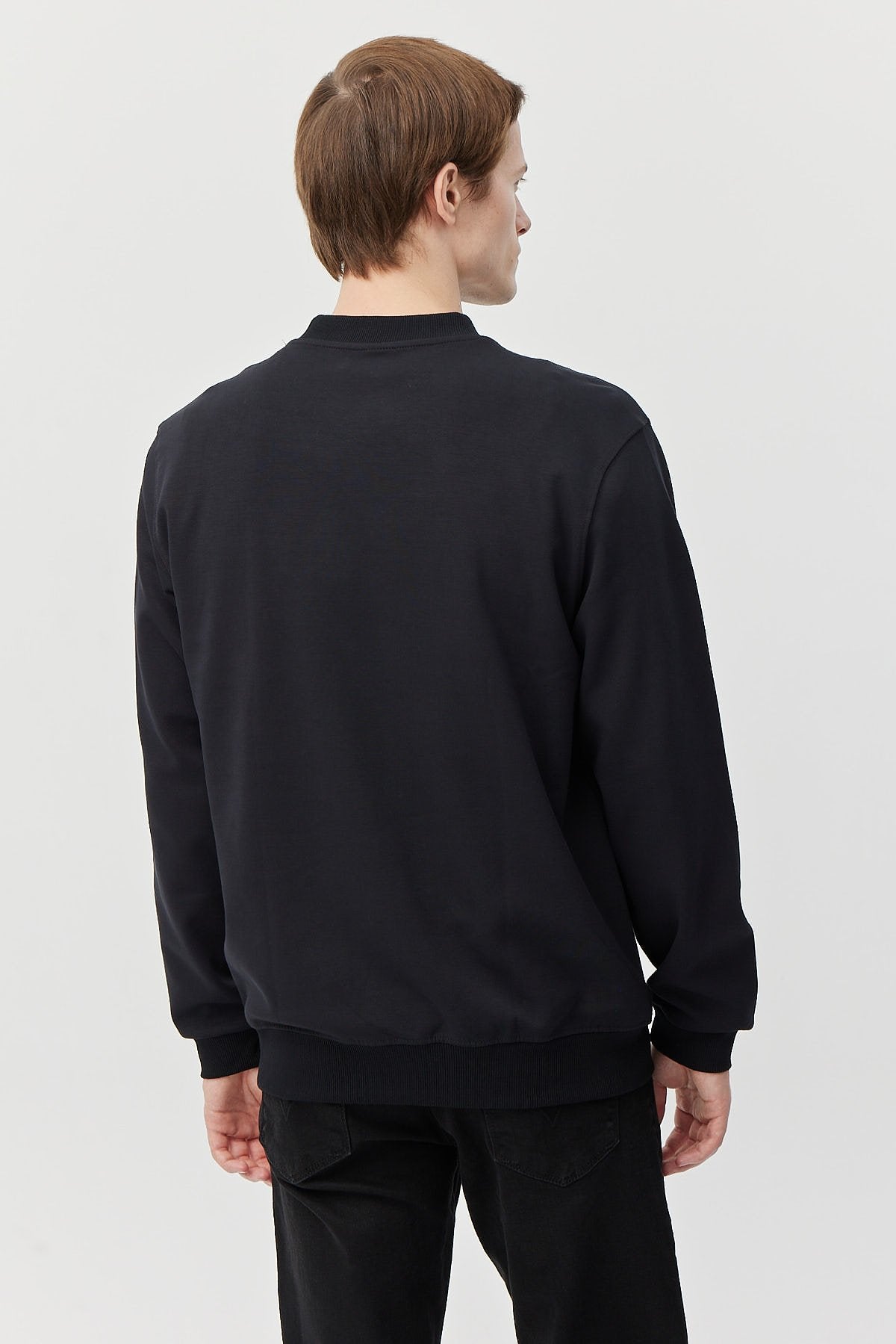 Men's Crew Neck Sweat Top