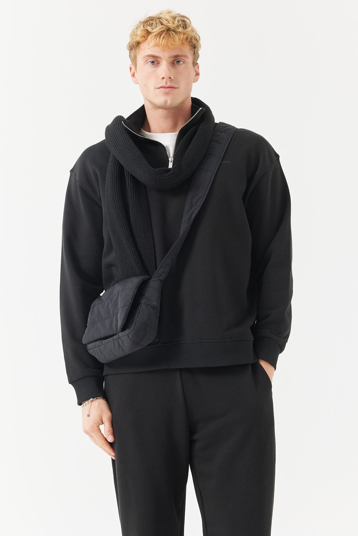 Men's Basic Sweatshirt